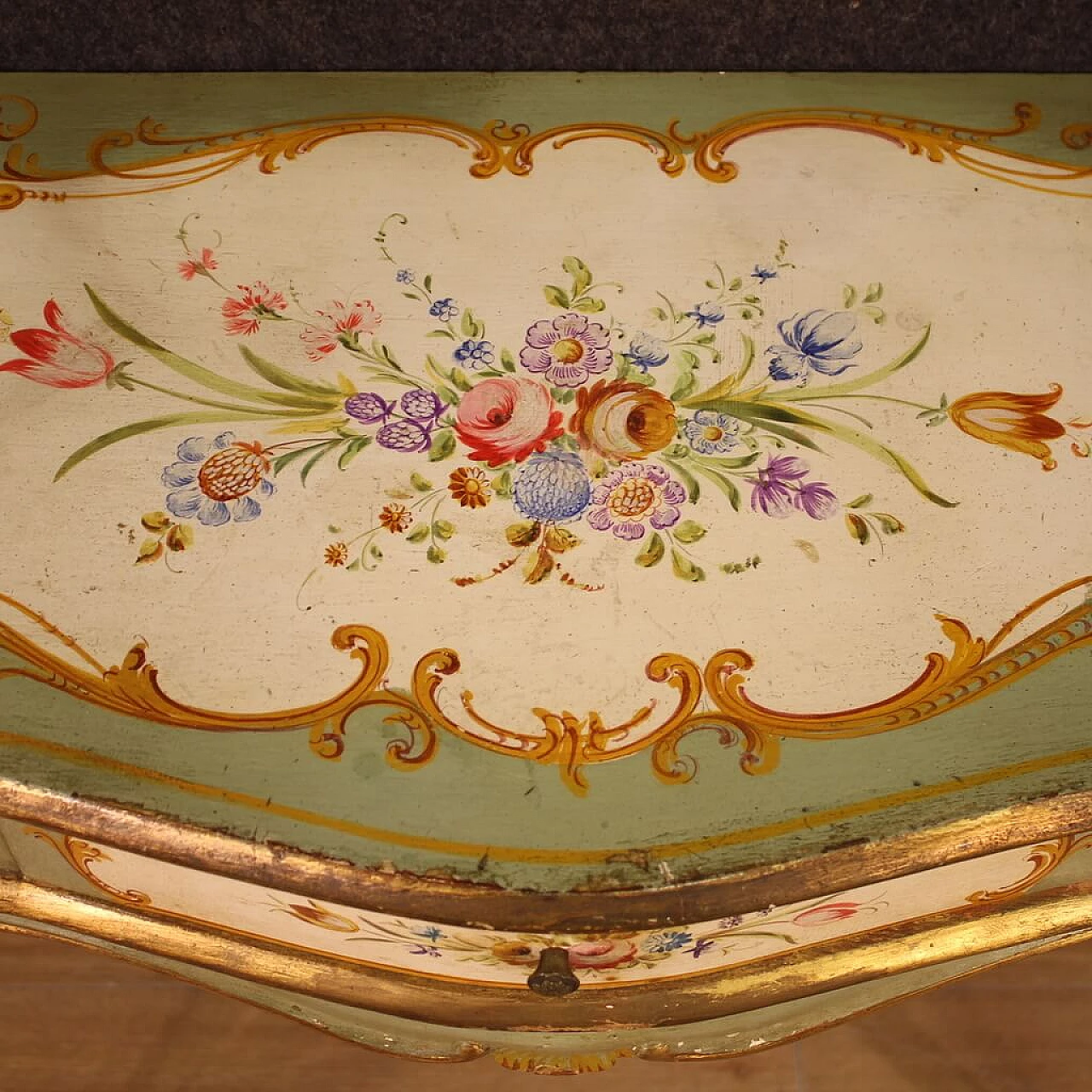 Consolle veneziana in legno laccato, dorato e dipinto, anni '70 8