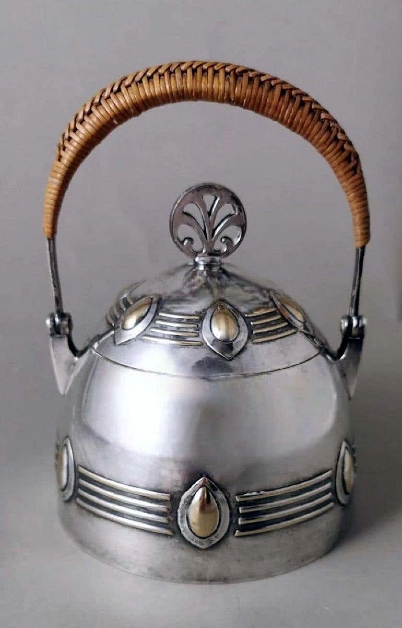 Silver-plated metal sugar bowl with raffia handle by WMF, early 20th century 1