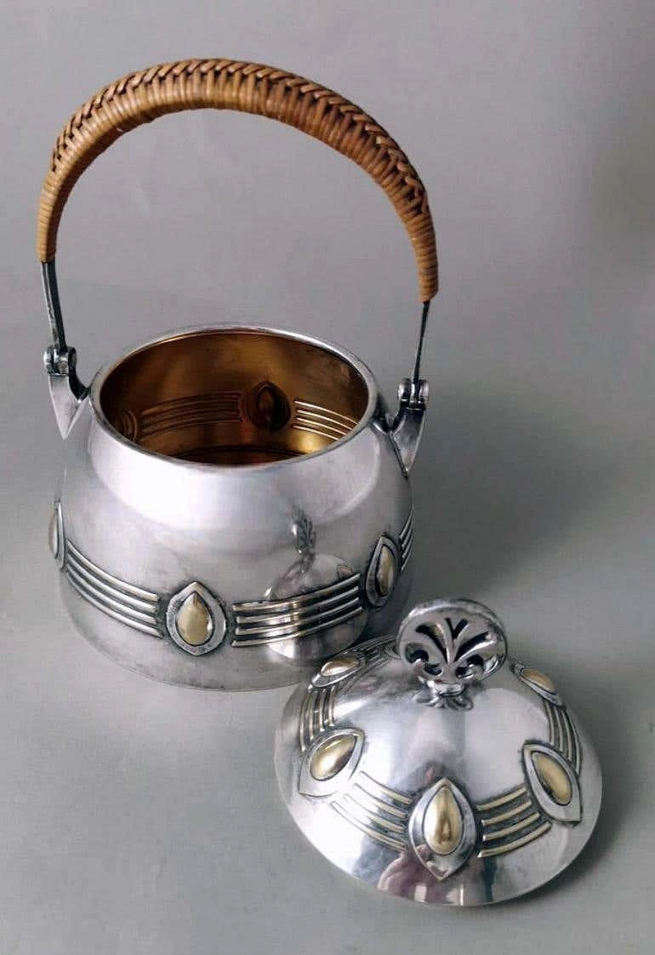 Silver-plated metal sugar bowl with raffia handle by WMF, early 20th century 10