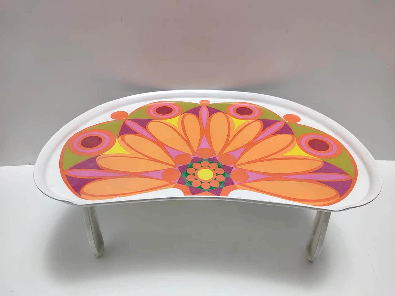 Plastic bed tray in the shape of a bean, 1970s 5