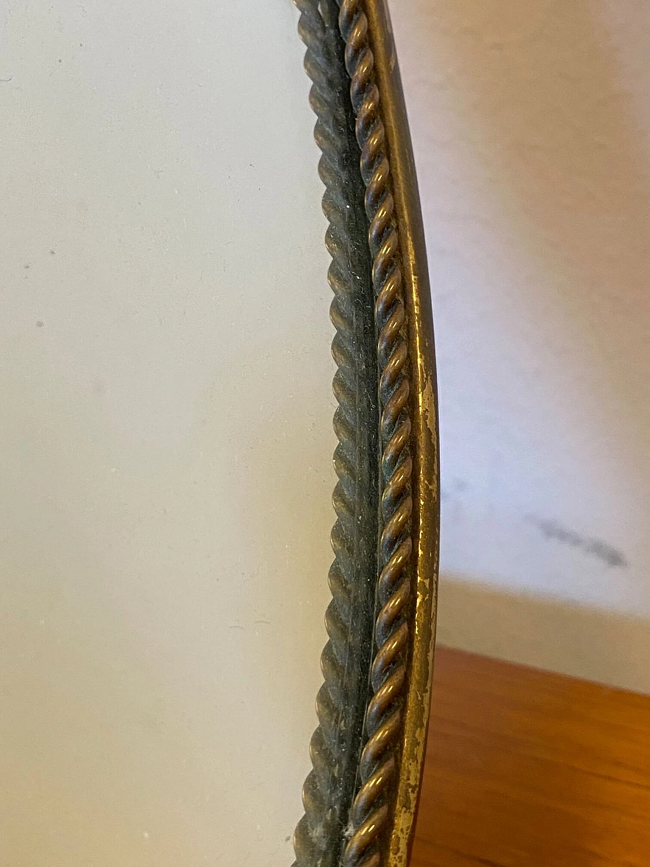 Specchio da tavolo in ottone, anni '50 9