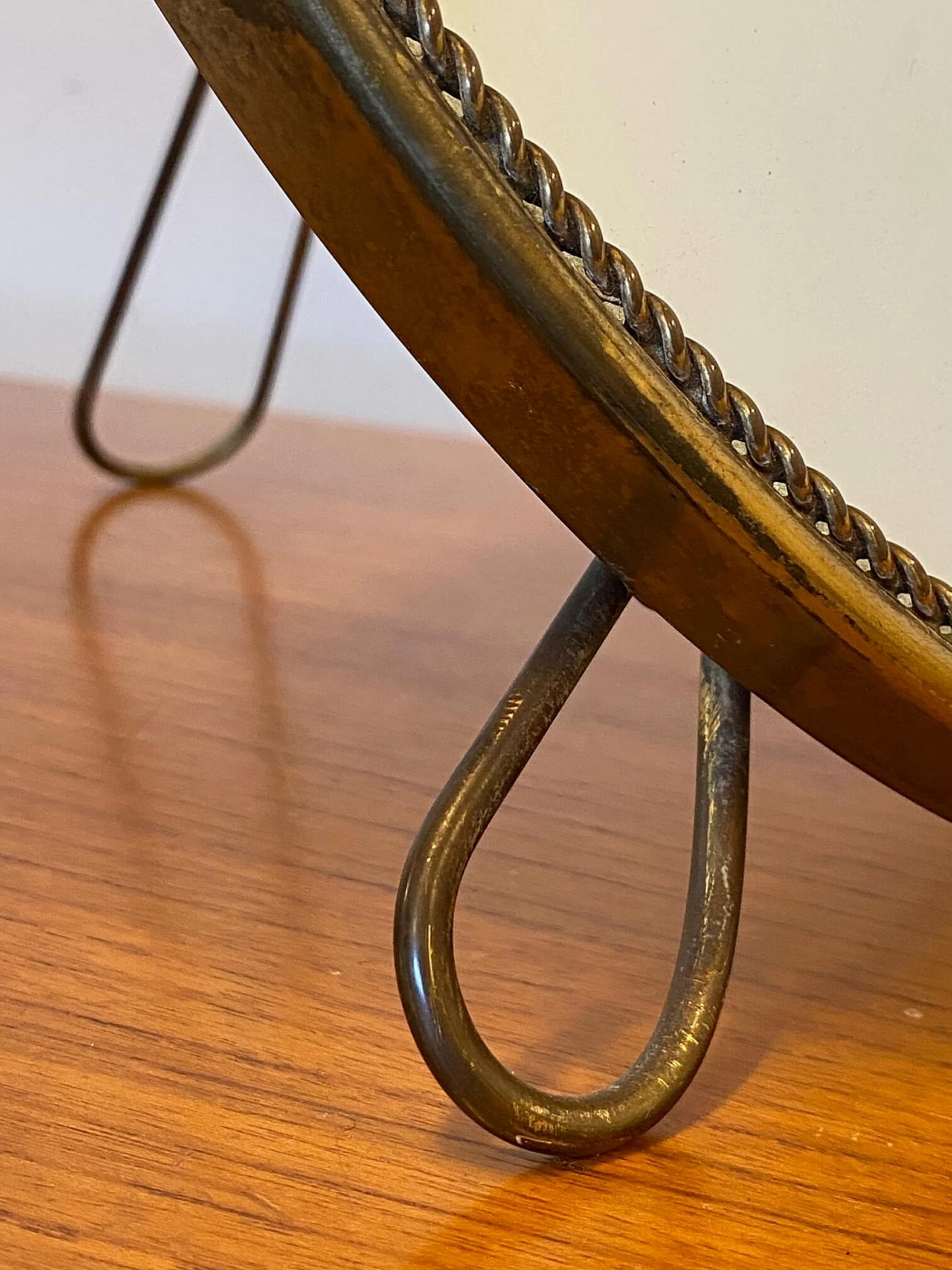 Specchio da tavolo in ottone, anni '50 11