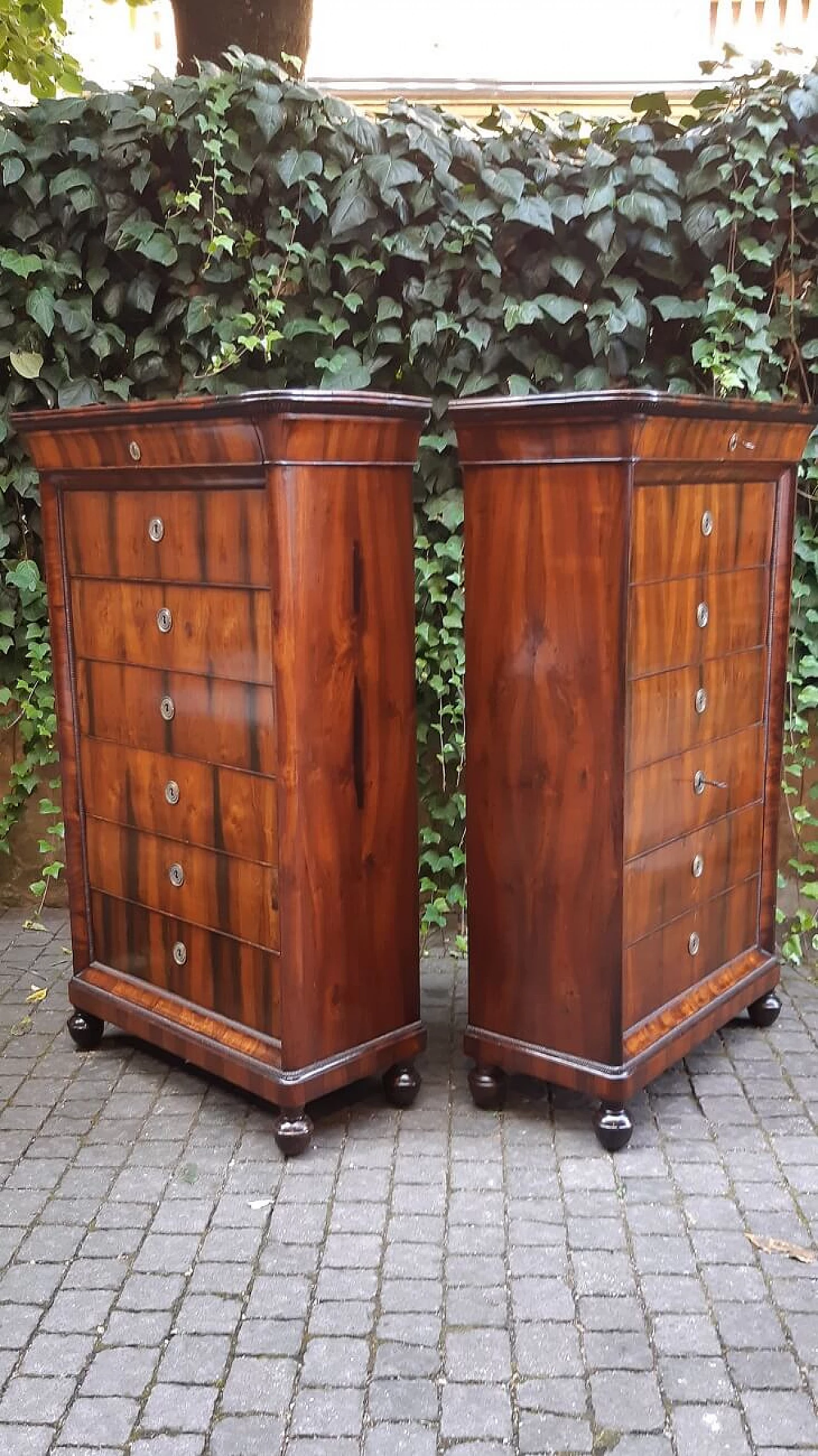 Pair of Lombard Charles X walnut and briar-root paneled chest of drawers, 19th century 4