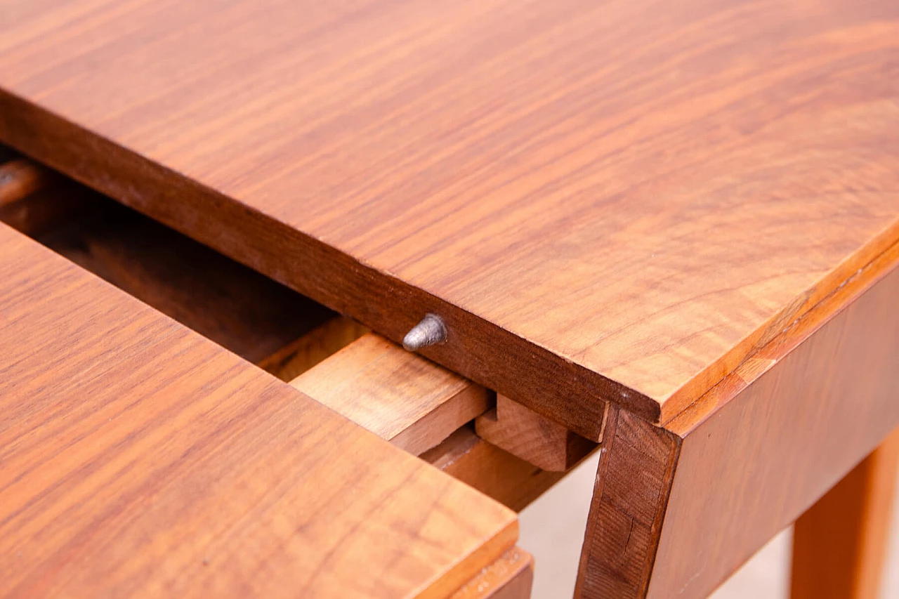 Tavolo da pranzo pieghevole in noce di Setona, anni '50 14