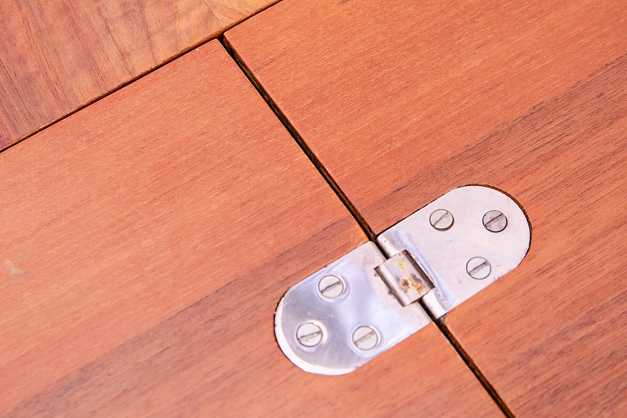 Tavolo da pranzo pieghevole in noce di Setona, anni '50 18