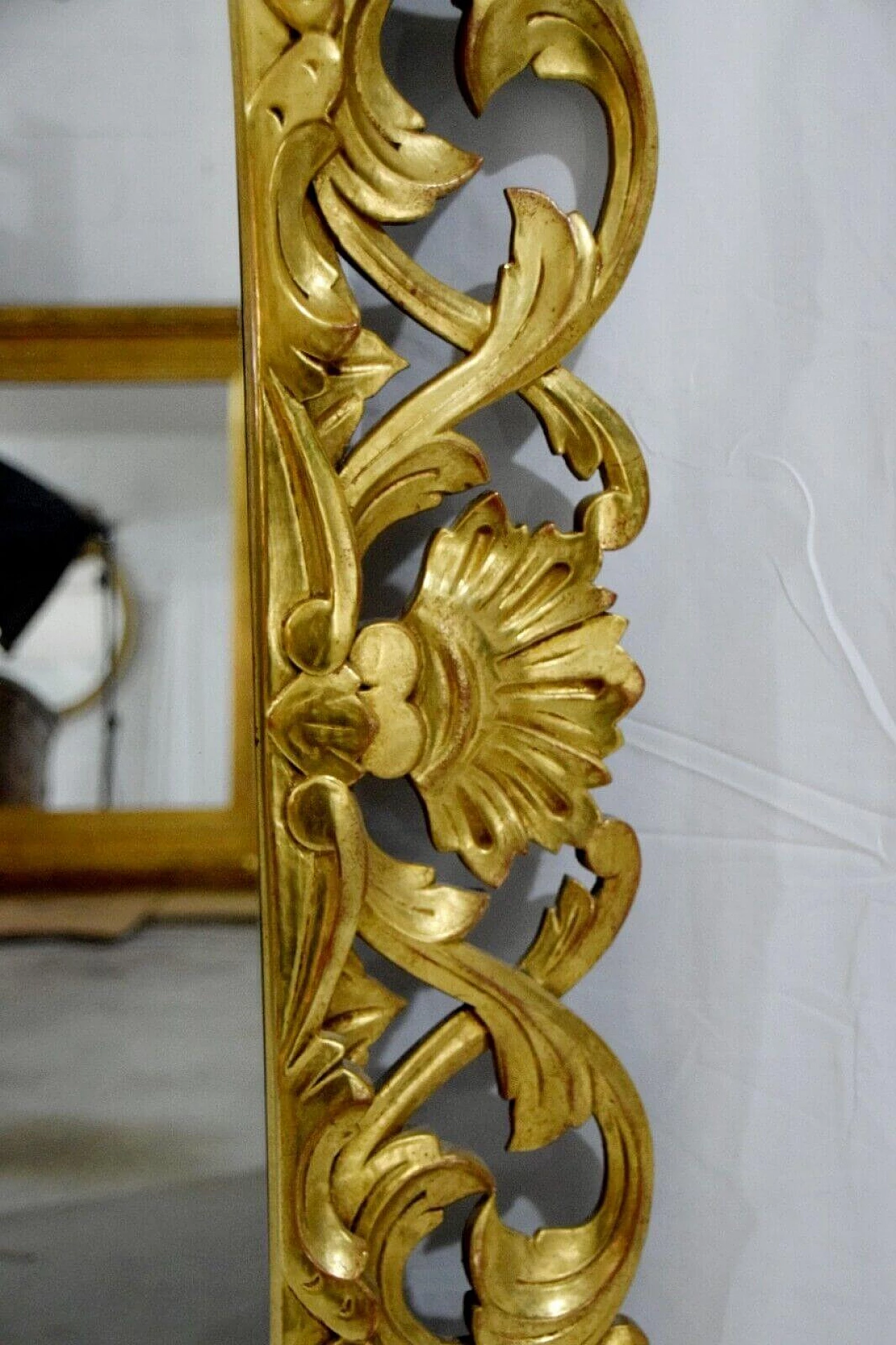 Florentine style gilded wood and plaster mirror 5