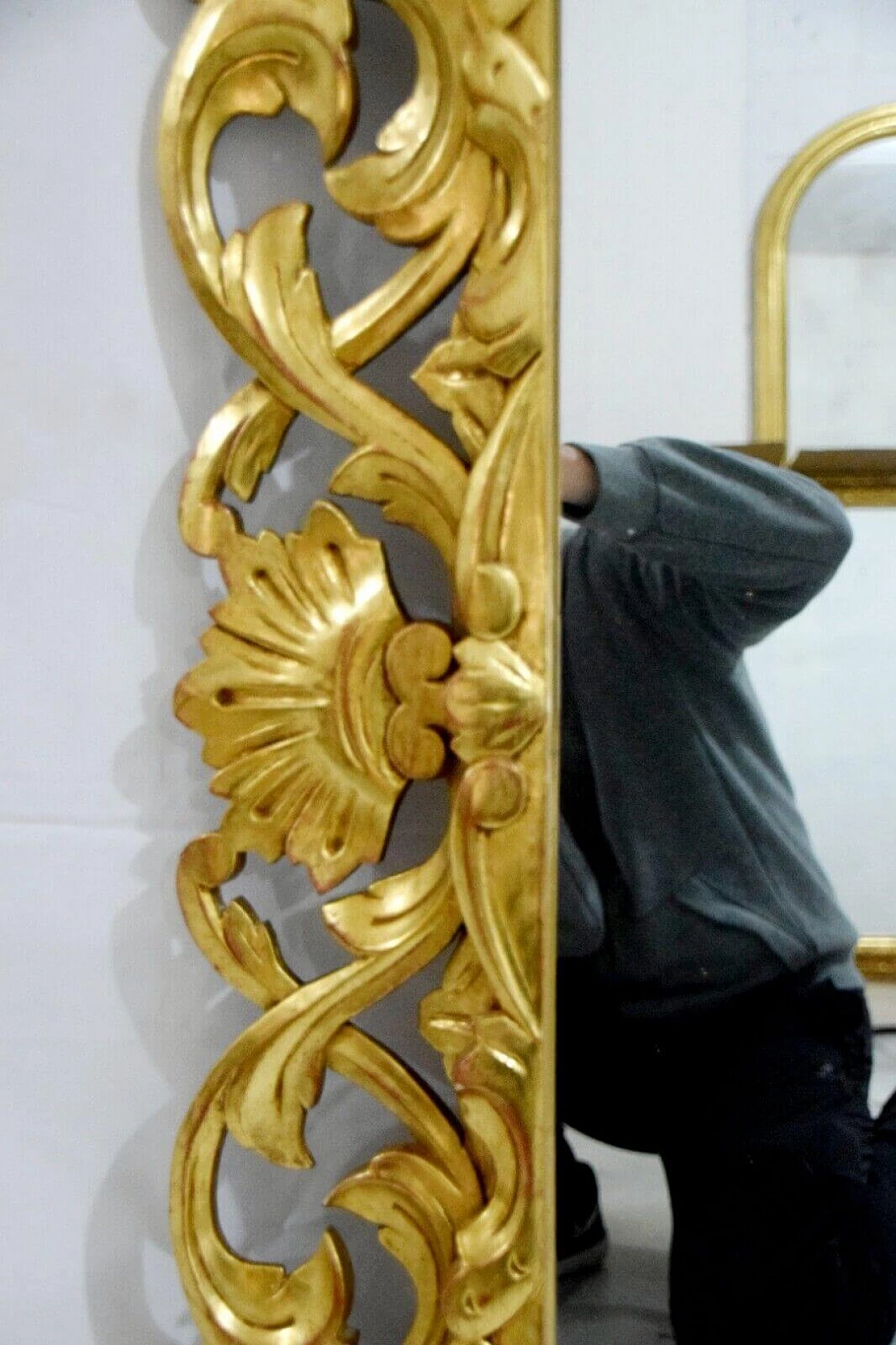 Florentine style gilded wood and plaster mirror 11