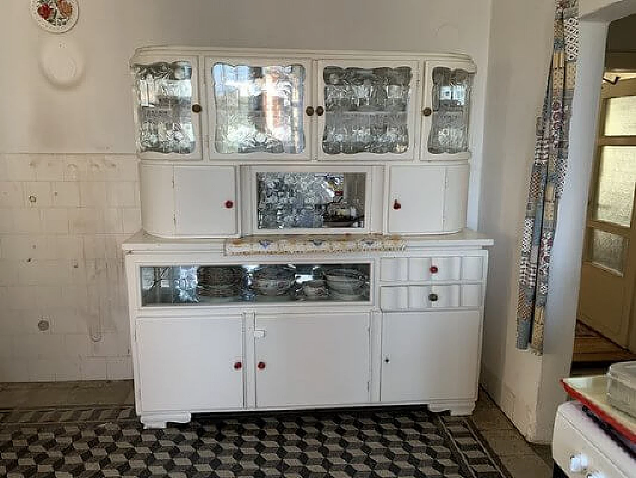 Credenza doppio corpo Art Déco in legno bianco e vetro, anni '20 5