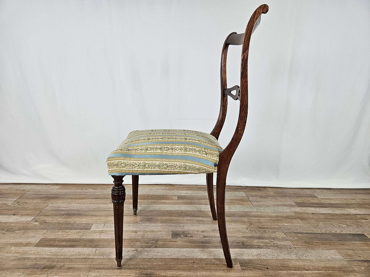 Walnut chair with upholstered seat in English-style, 1960s 4