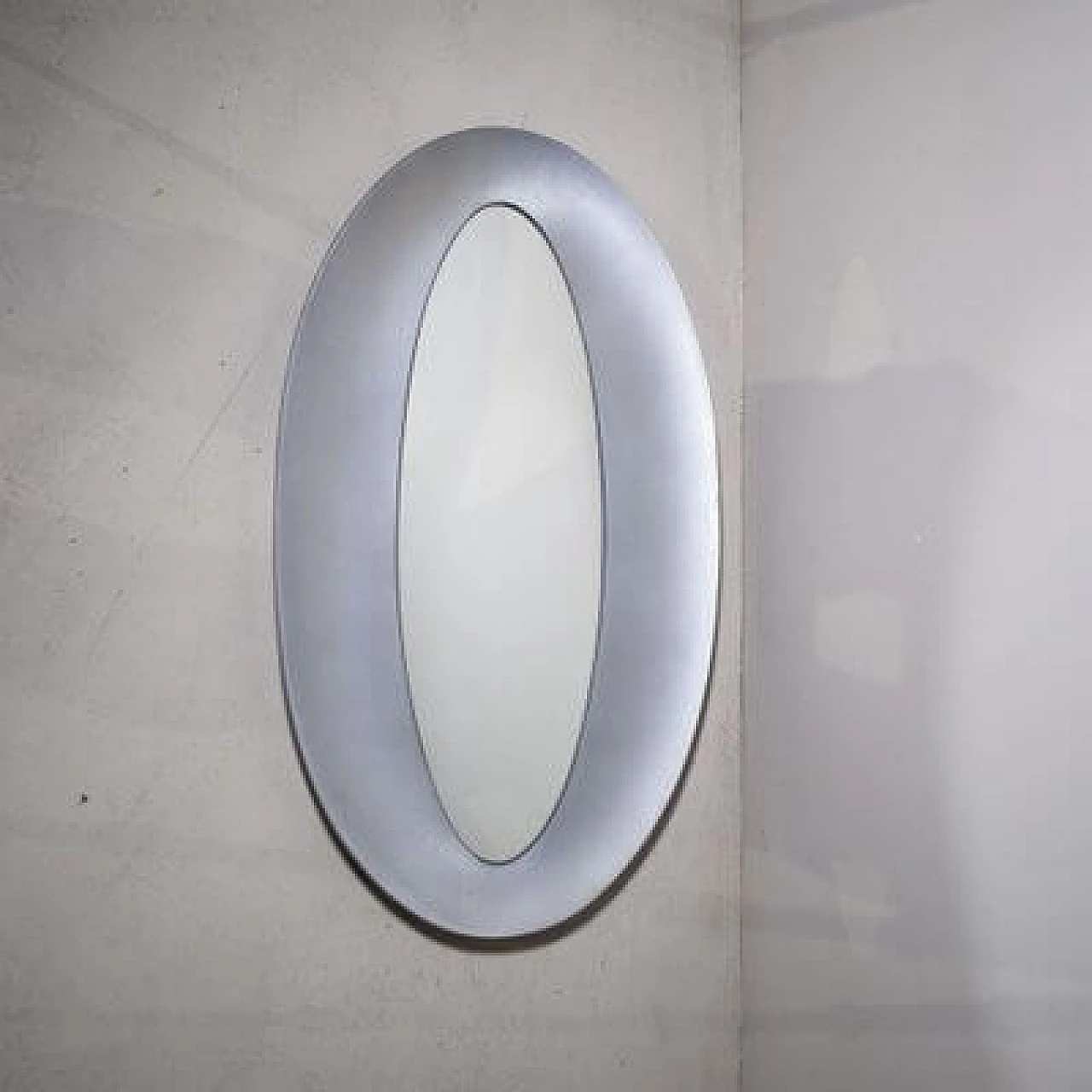 Specchio ovale in alluminio di Lorenzo Burchiellaro, anni '60 2