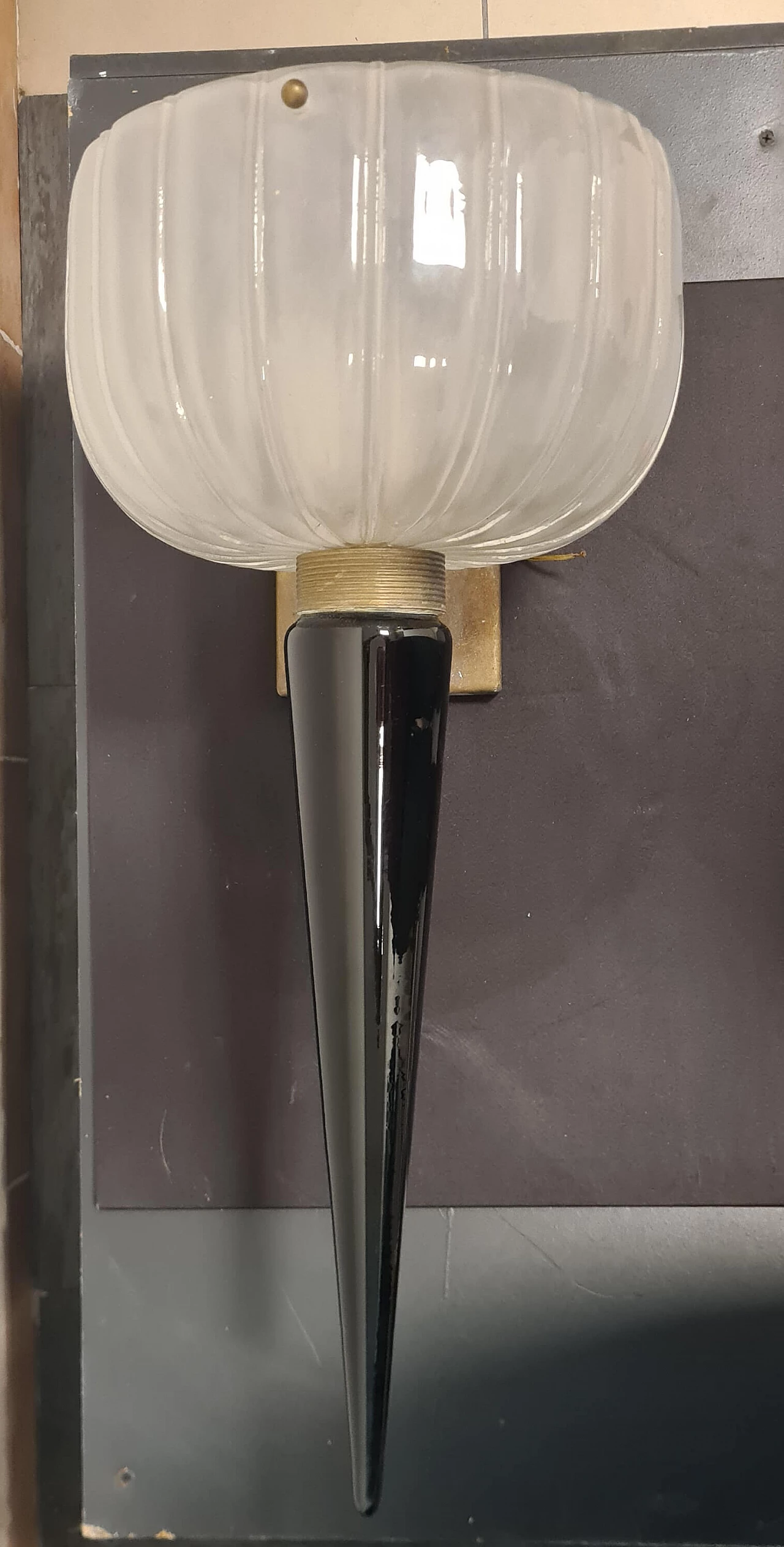 Art Deco torch-shaped wall sconce attributed to Barovier and Toso, 1930s 1