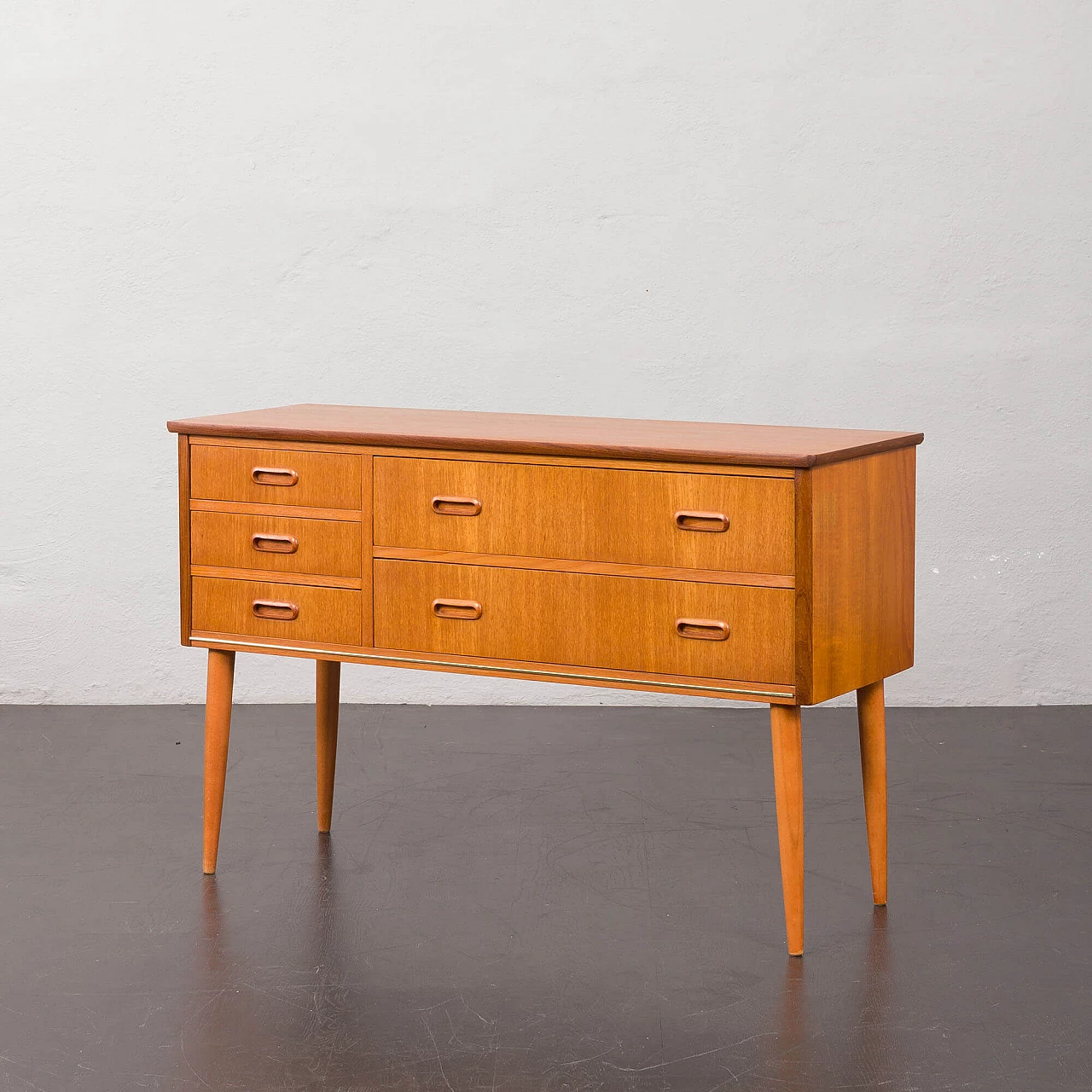 Danish teak chest of drawers with five drawers, 1950s 2