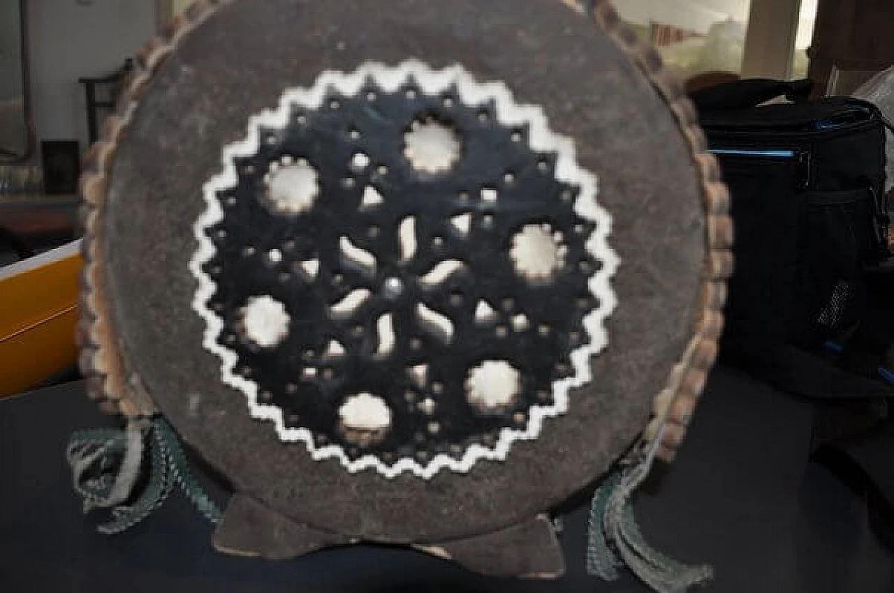 Hungarian wood and leather flask 7