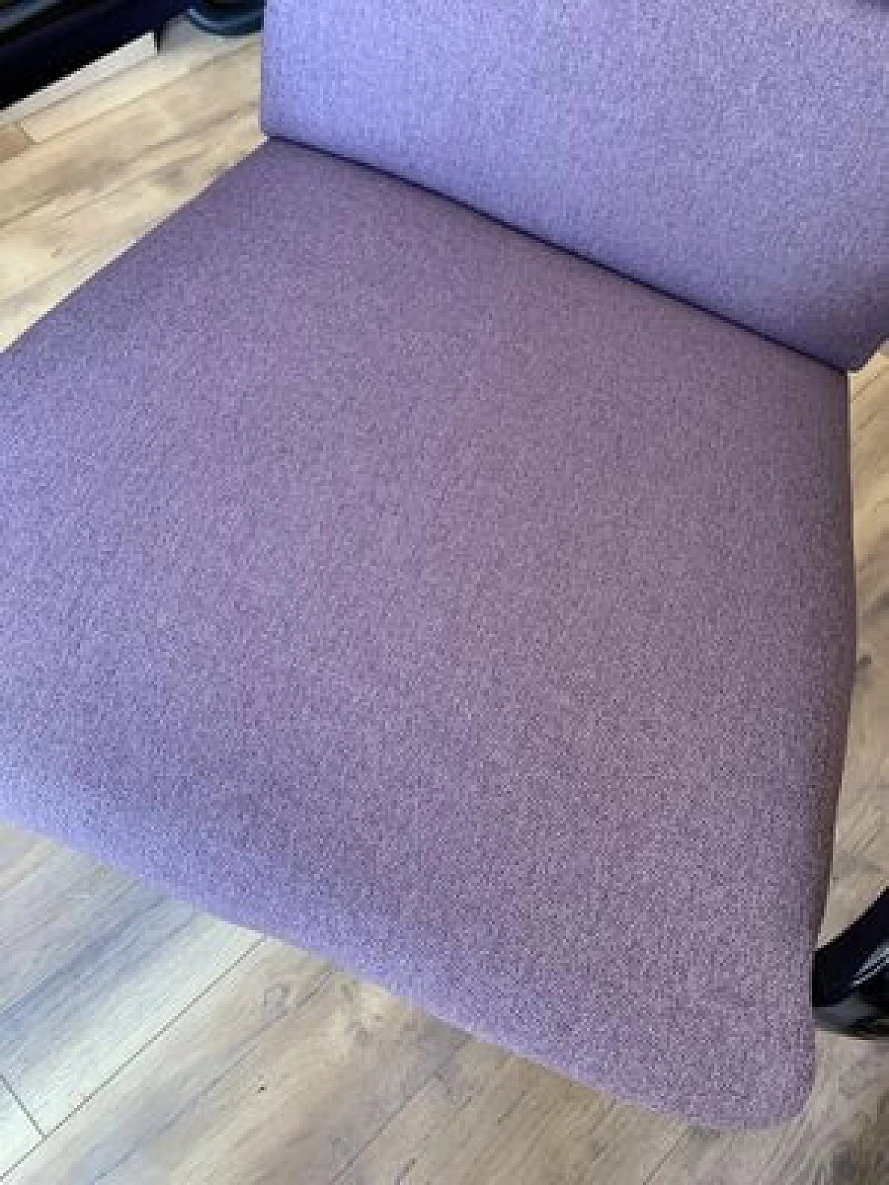 Poltrona Art Déco ungherese in legno e tessuto viola, anni '20 2