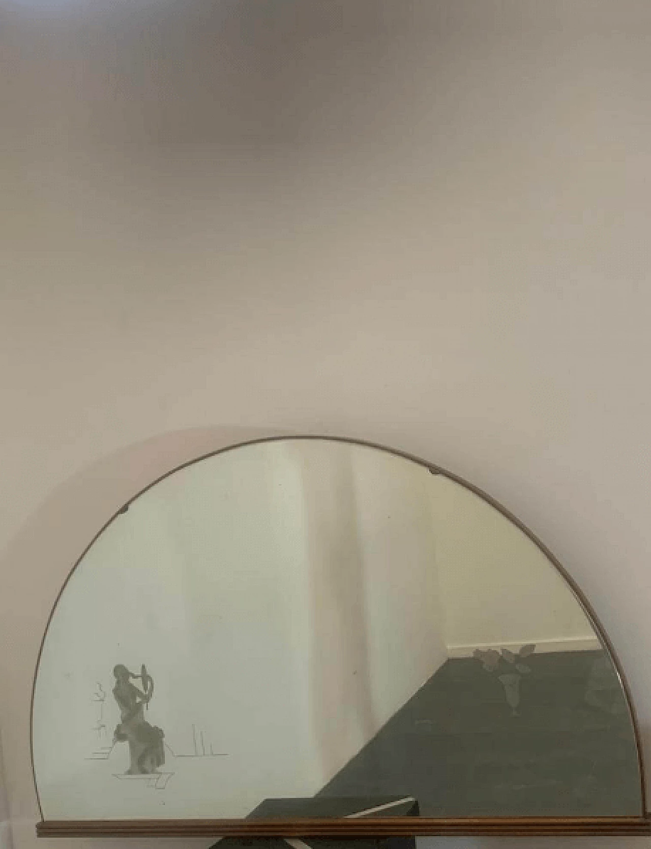 Specchio a mezzaluna in noce con vetro decorato, anni '40 4