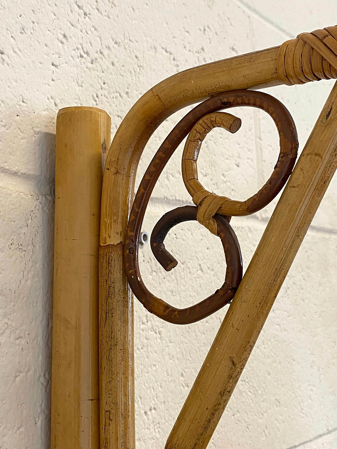 Pair of bamboo and jute wall sconces, 1970s 4