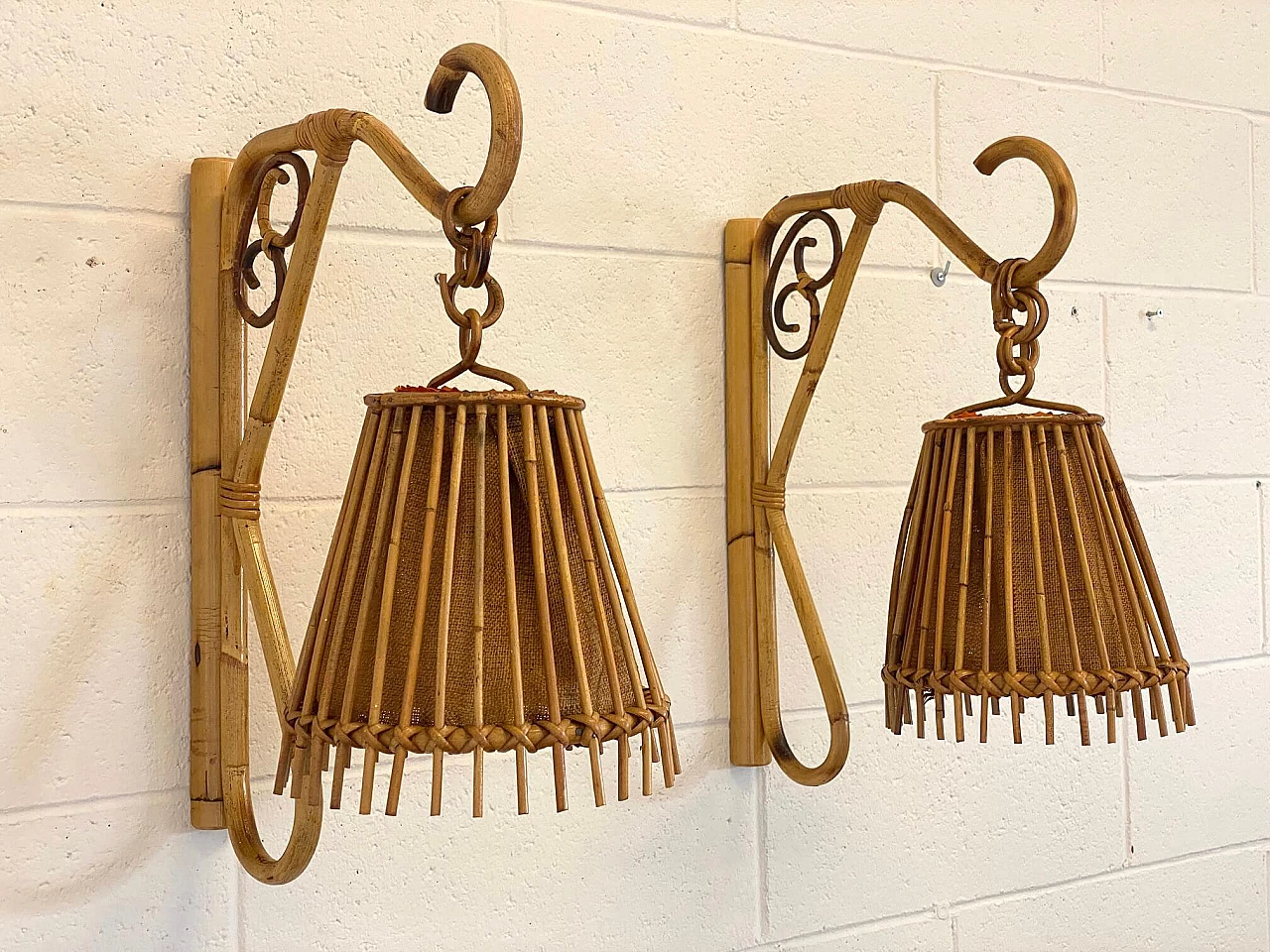 Pair of bamboo and jute wall sconces, 1970s 10