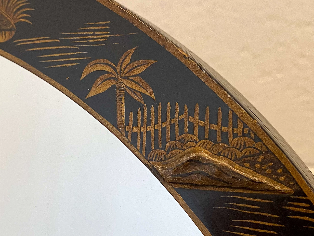 Lacquered wood table mirror decorated in chinoiserie, 1940s 8