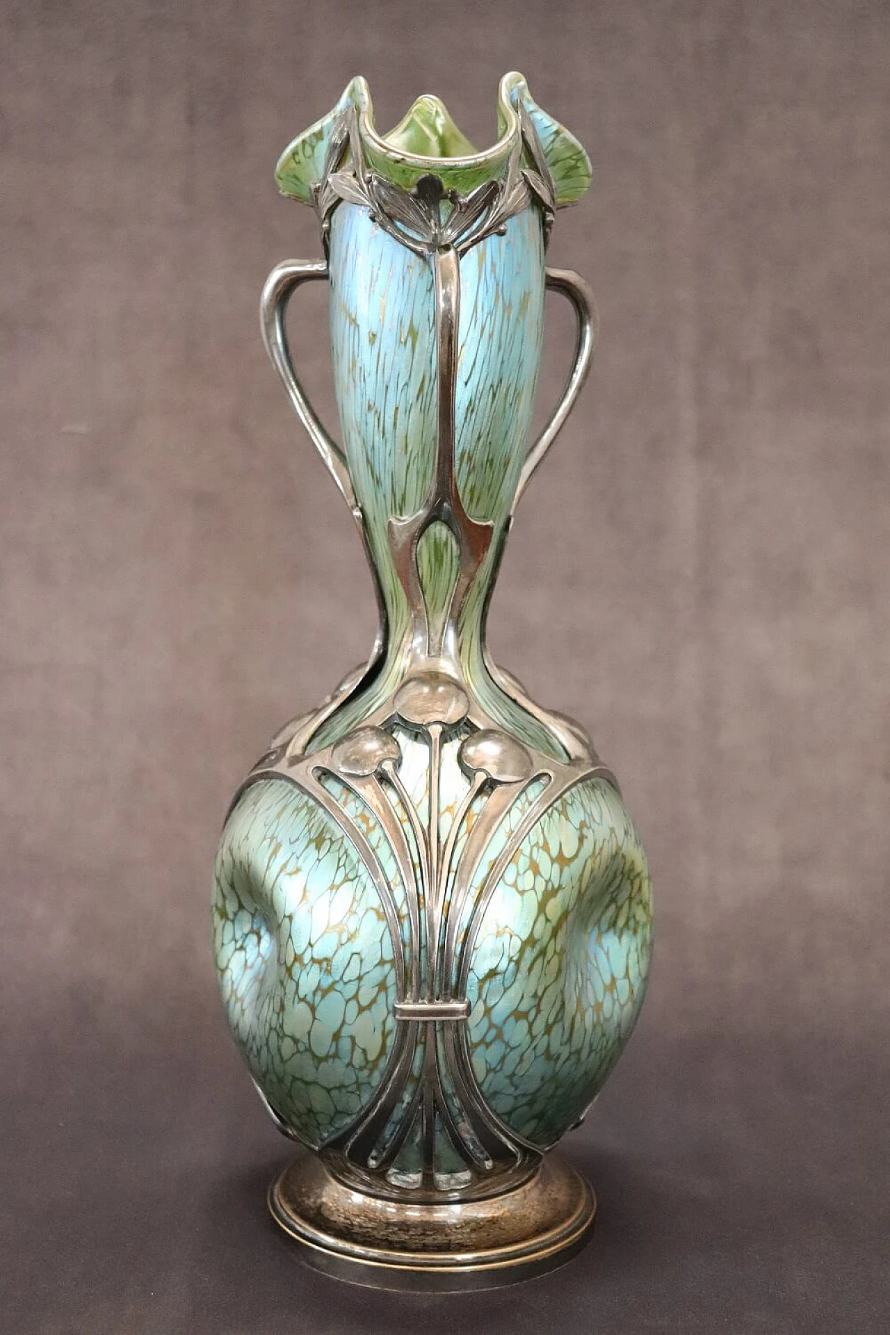 Art Nouveau vase by Moritz Hacker and Johann Loetz Witwe, early 20th century 2