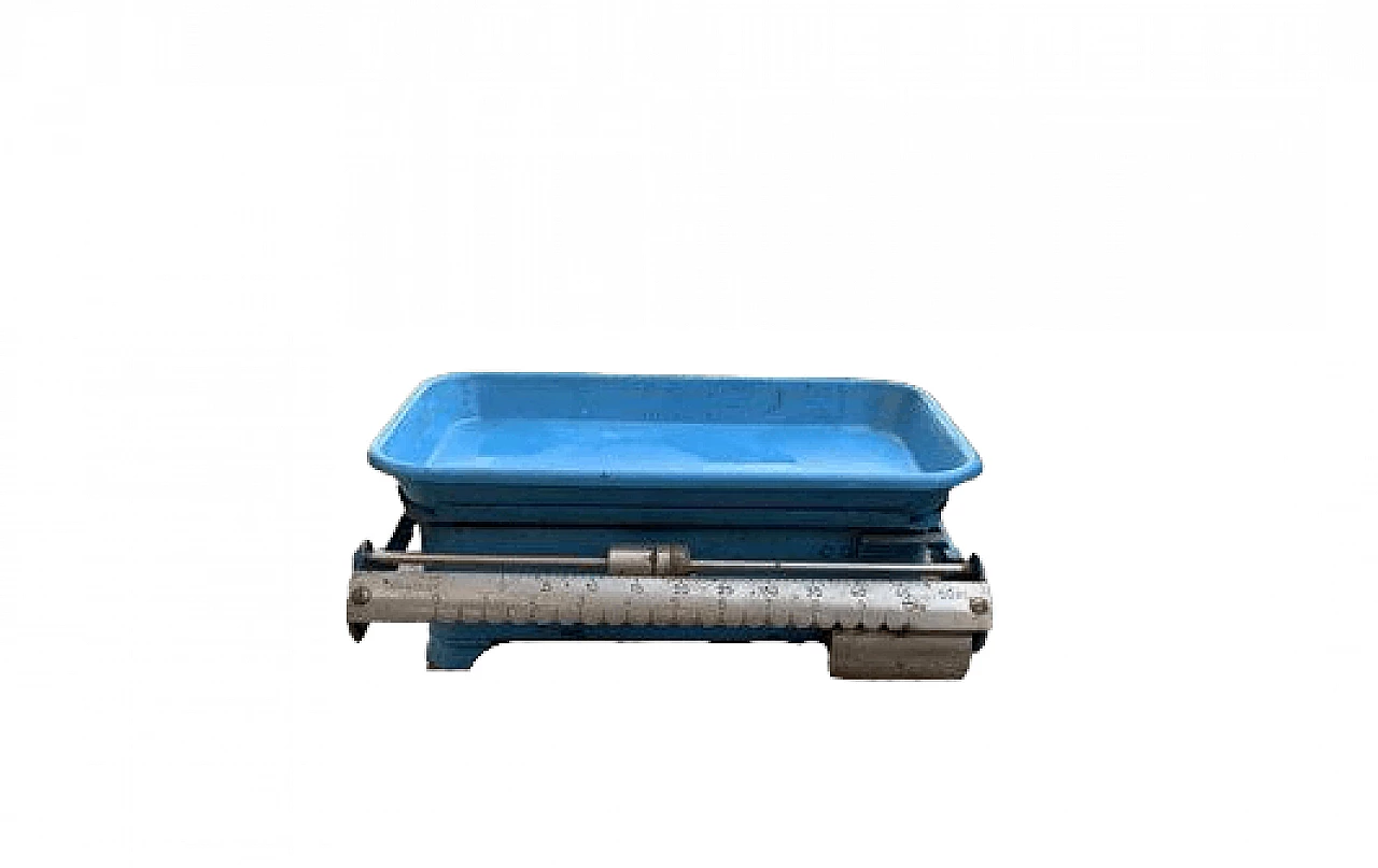 Bilancia da cucina ungherese in metallo azzurro, anni '50 7