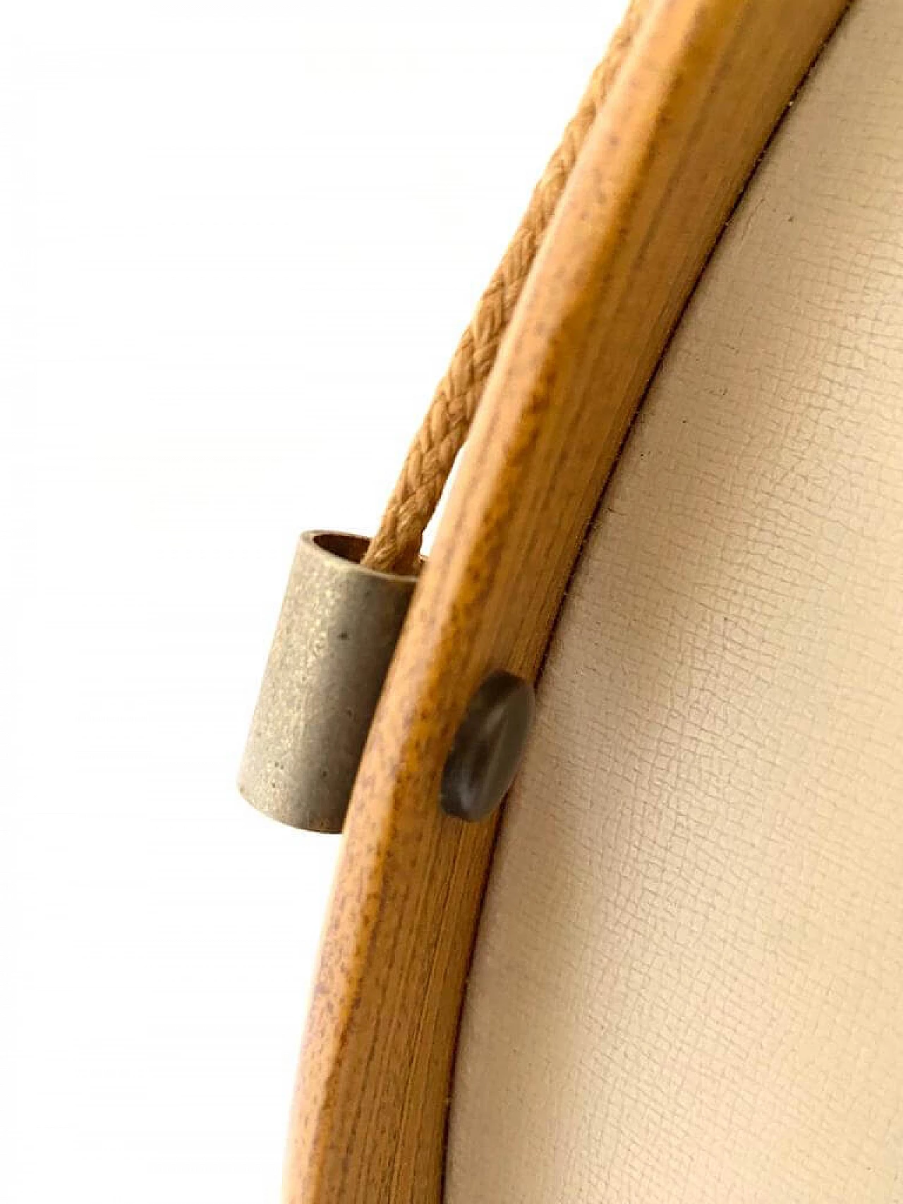 Specchio rotondo con struttura in legno ed ecopelle, anni '60 2