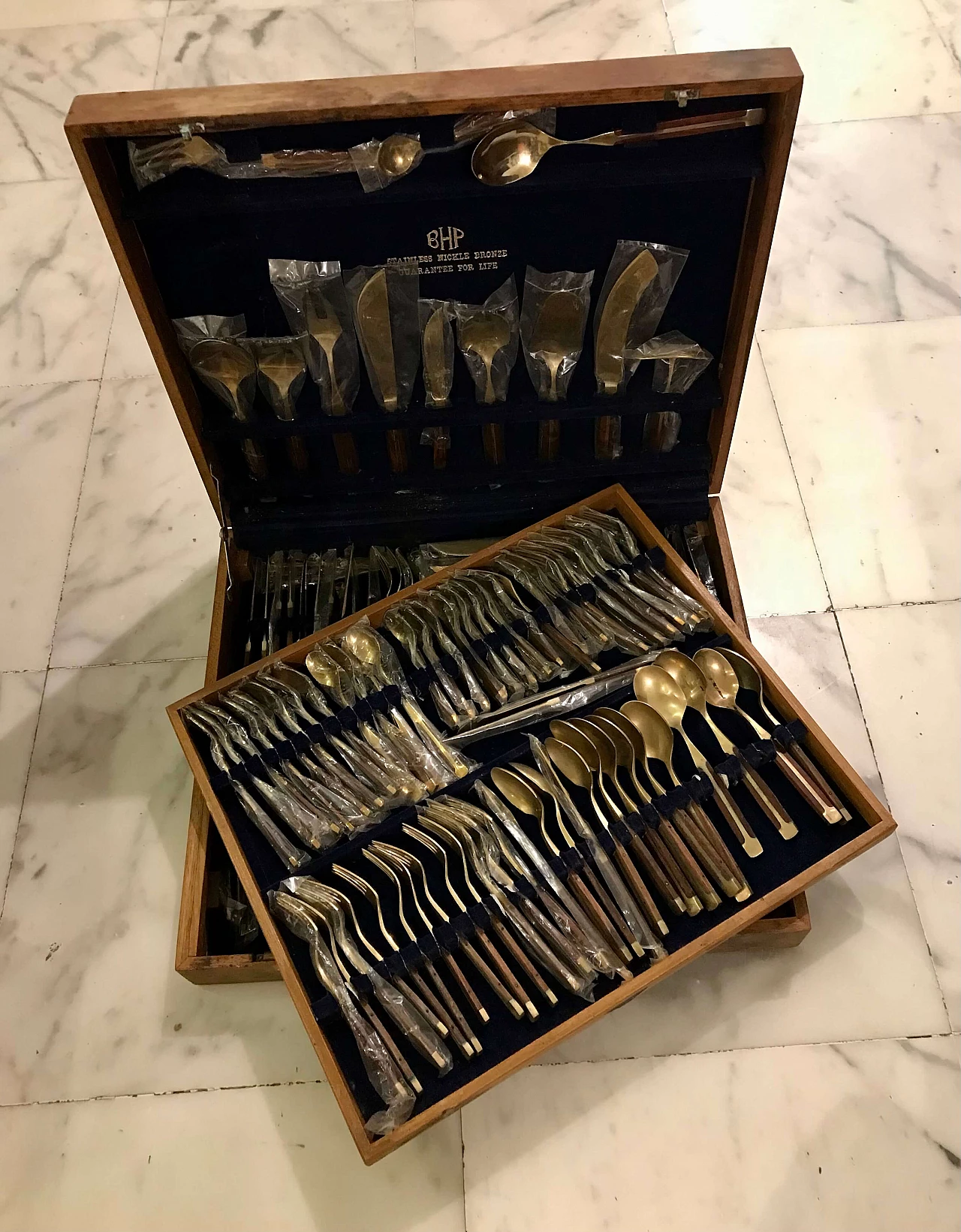 Brass-plated steel and teak cutlery set in wooden case, 1950s 5