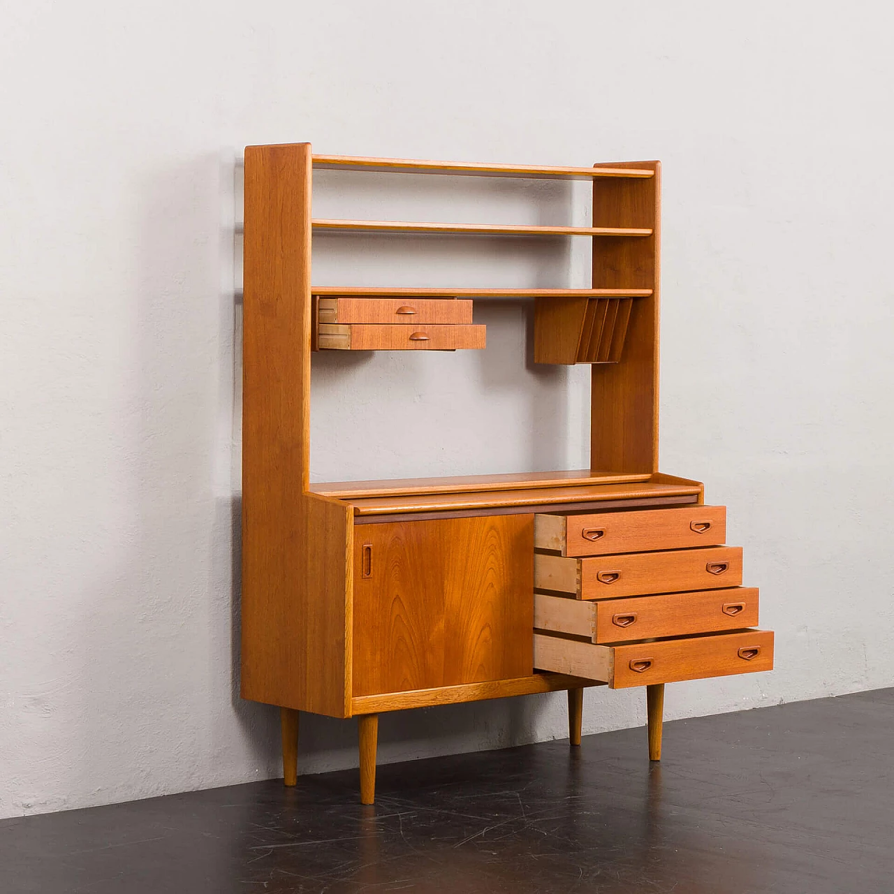 Libreria danese in teak con scrittoio estraibile, anni '60 5