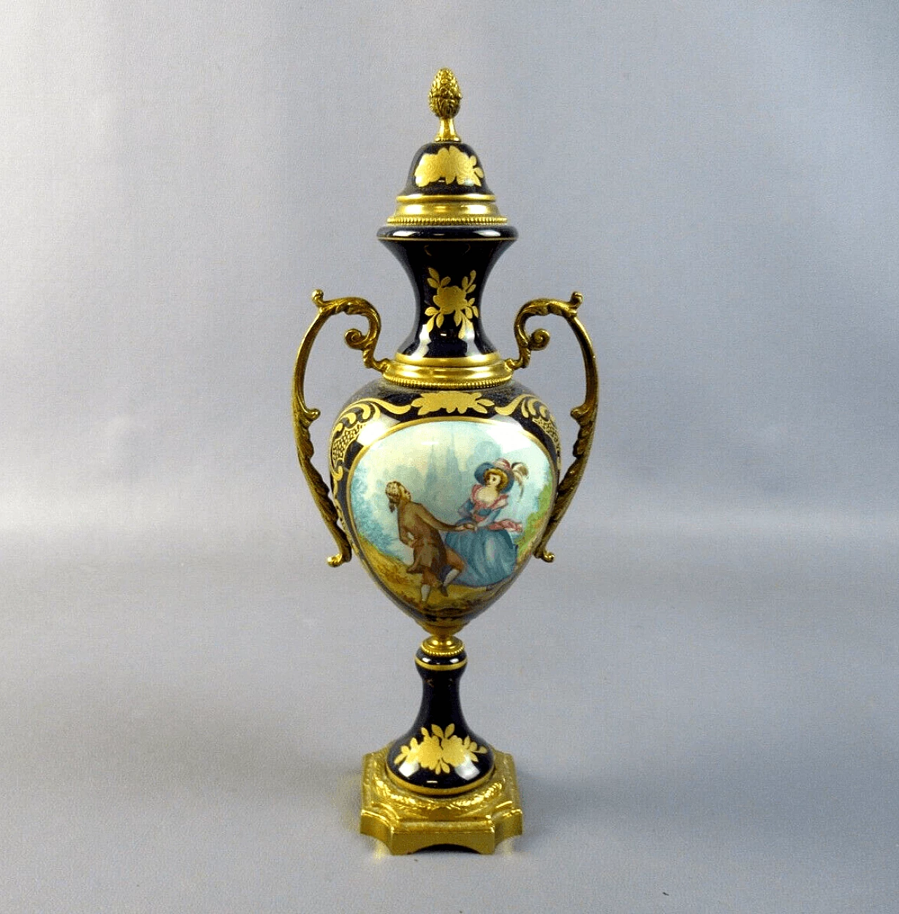 Vaso ad anfora francese in bronzo e porcellana 16