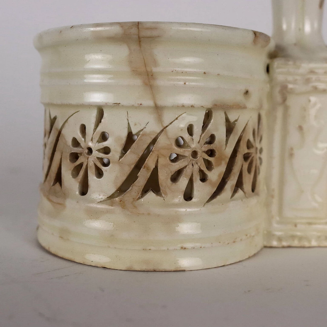 Earthenware oil cruet by Benucci and Latti, early 19th century 9