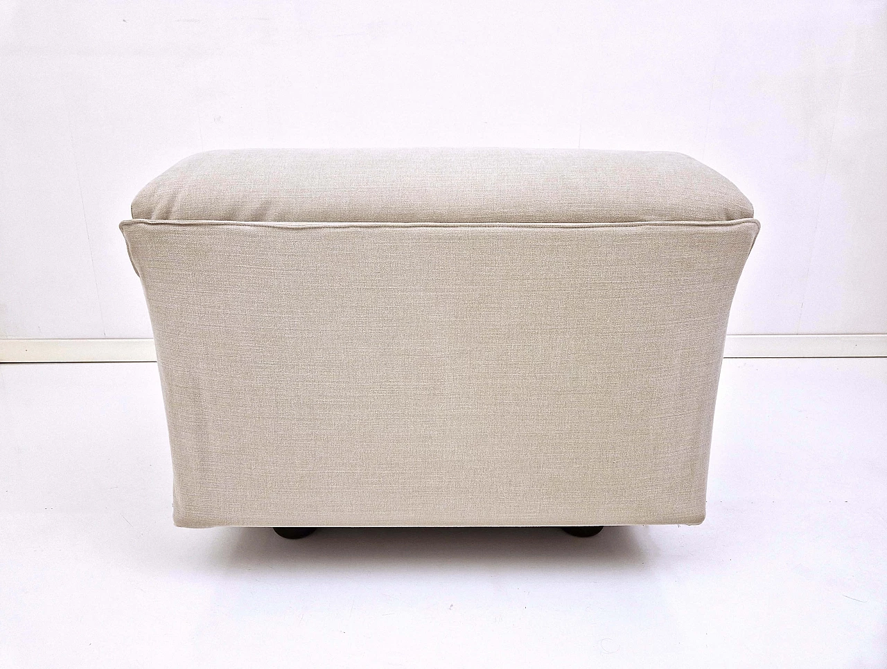 Fiandra sofa by Vico Magistretti for Cassina, 1970s 4