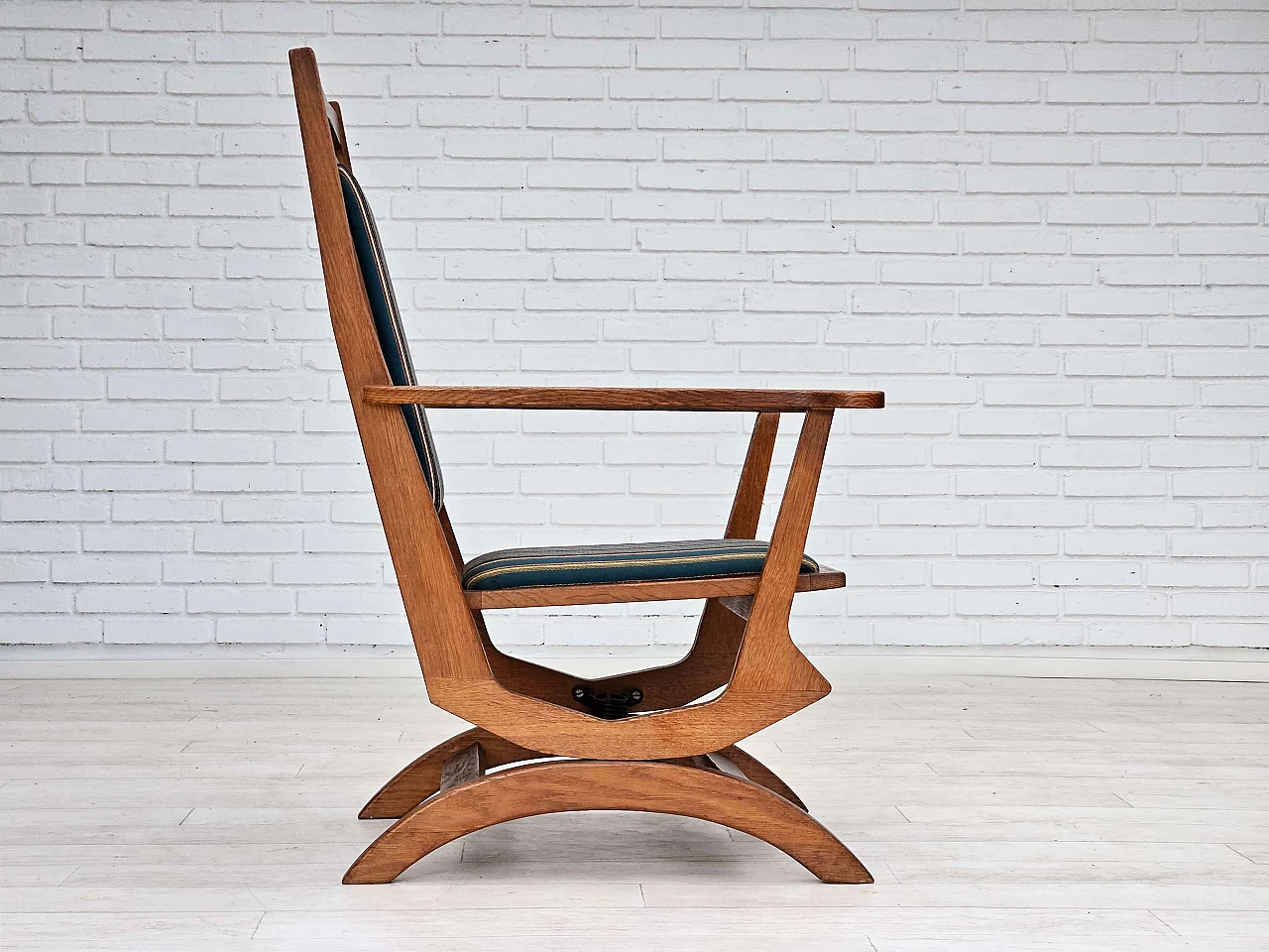 Danish rocking chair with high back in oak and wool, 1950s 3