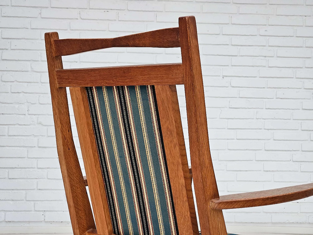 Danish rocking chair with high back in oak and wool, 1950s 7