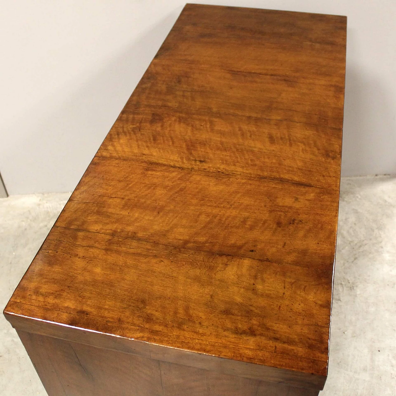 Cassettone Direttorio veneto in noce, fine '700 2