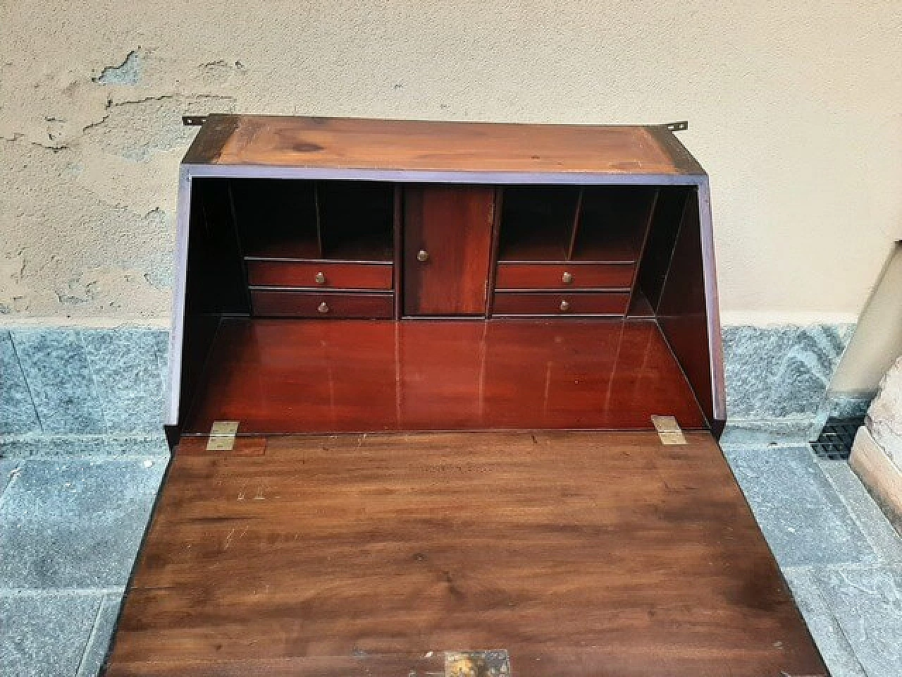 English mahogany flap desk with display case, early 20th century 1
