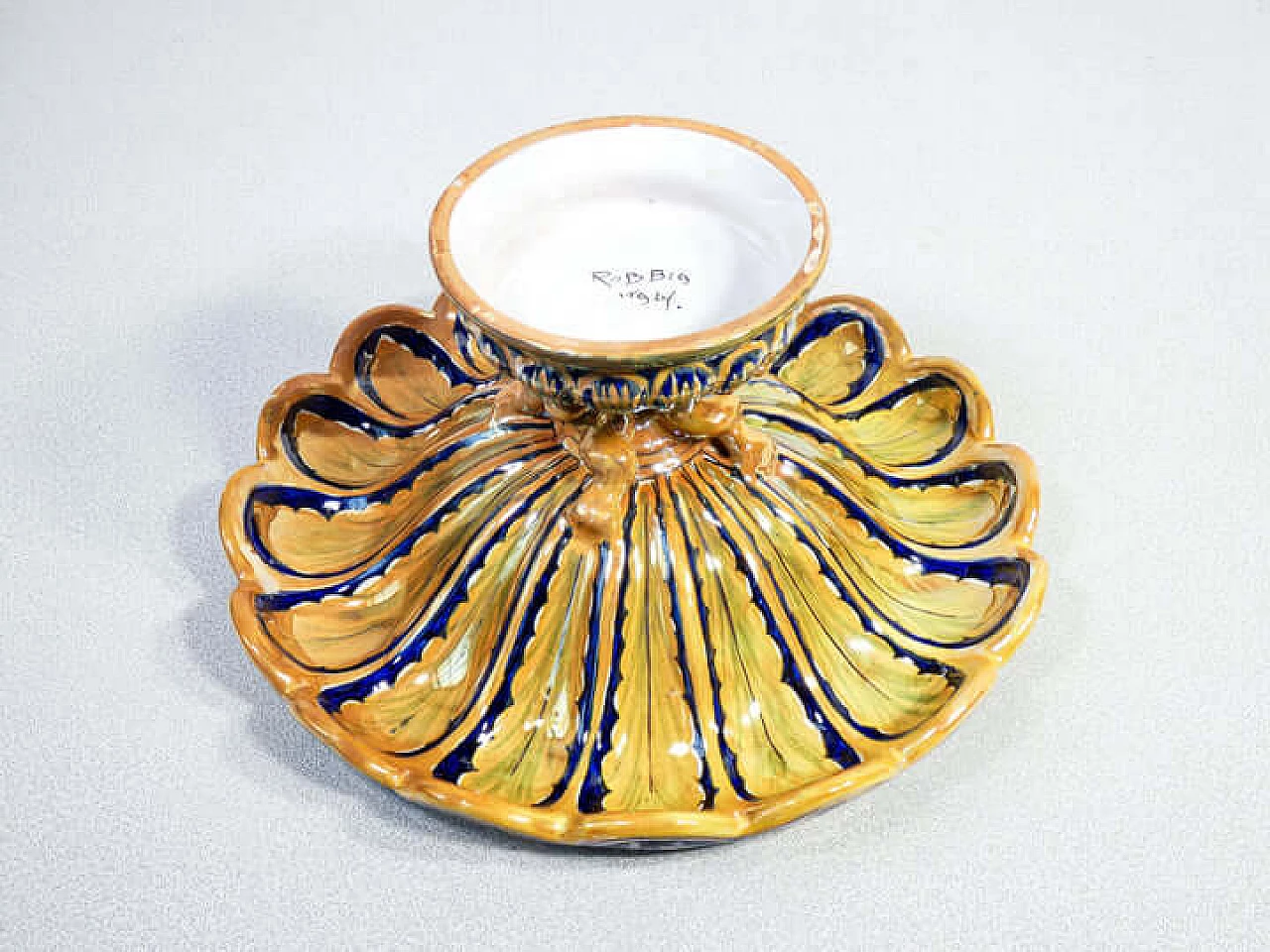 Majolica raised bowl by Ceramiche Luca della Robbia Gualdo Tadino 8