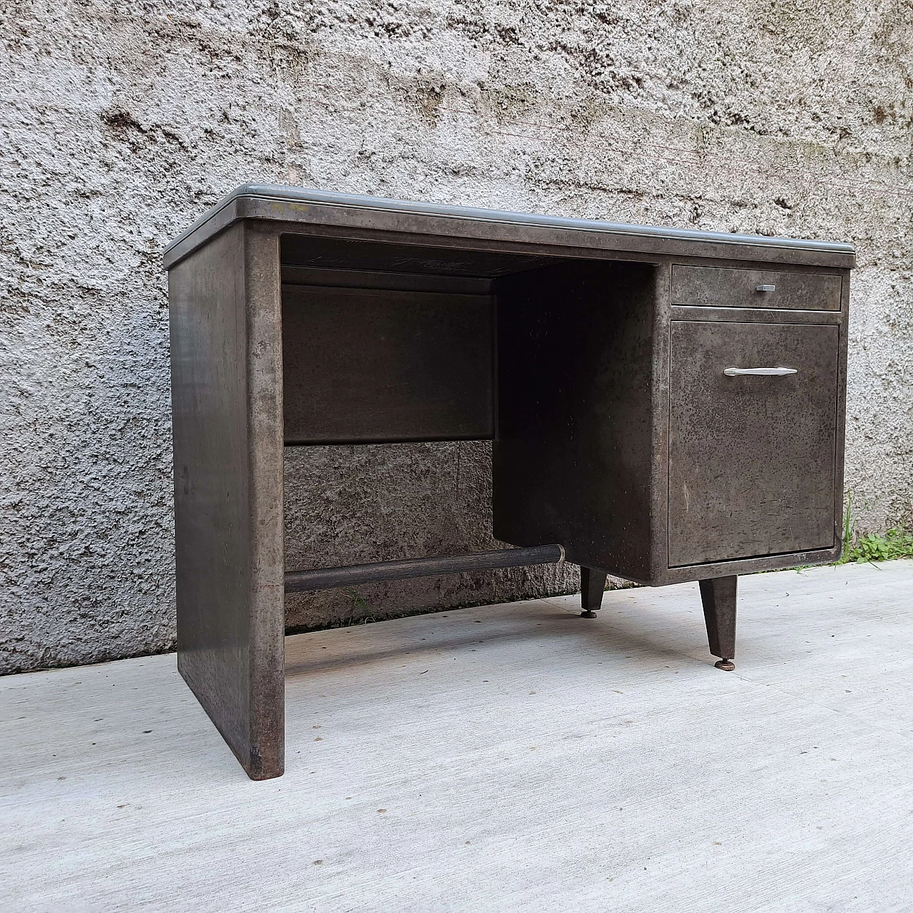 Metal desk with light blue faux leather top, 1950s 3