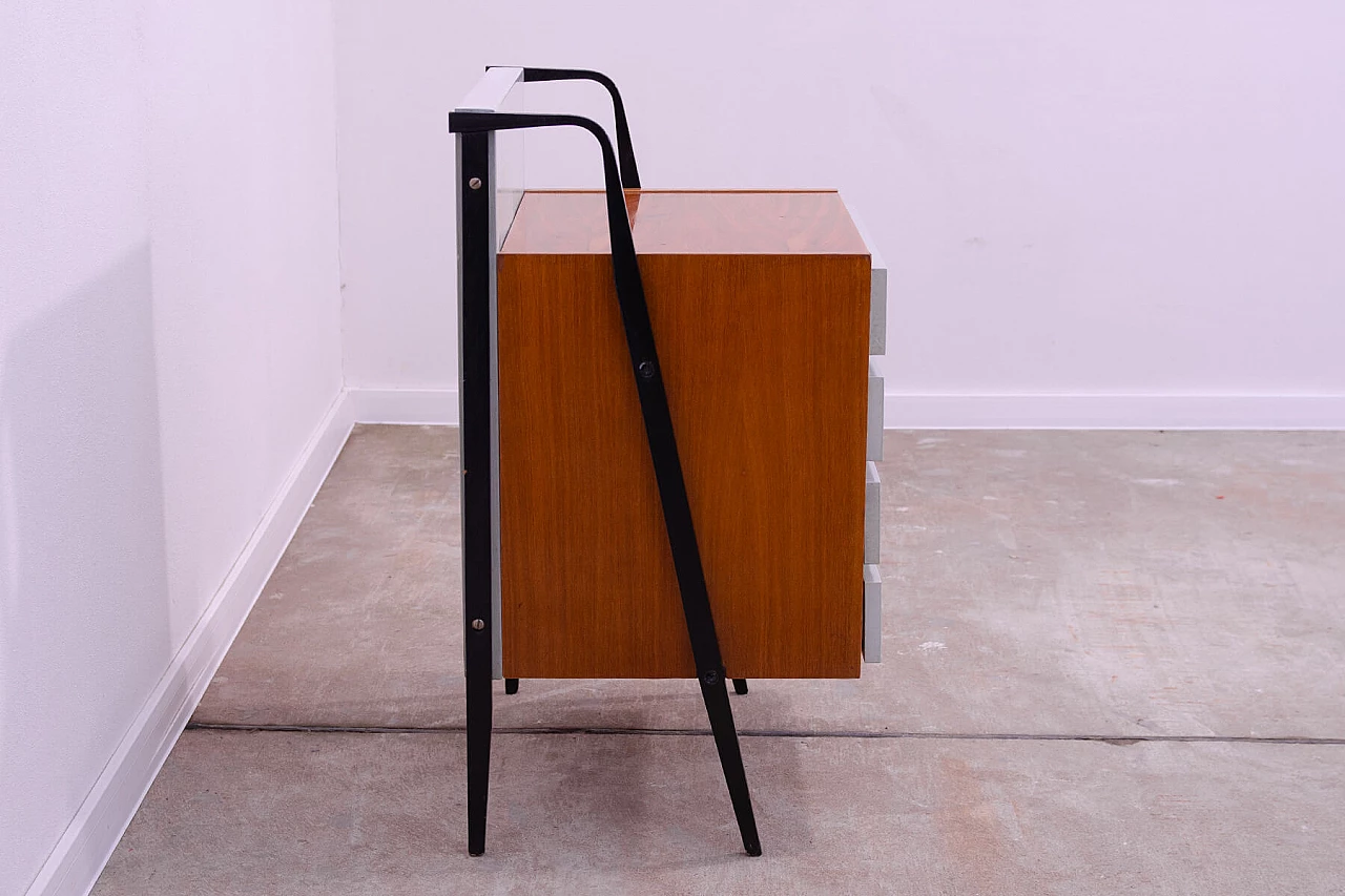 Cassettiera in faggio e compensato di Tatra Nábytok, anni '60 6