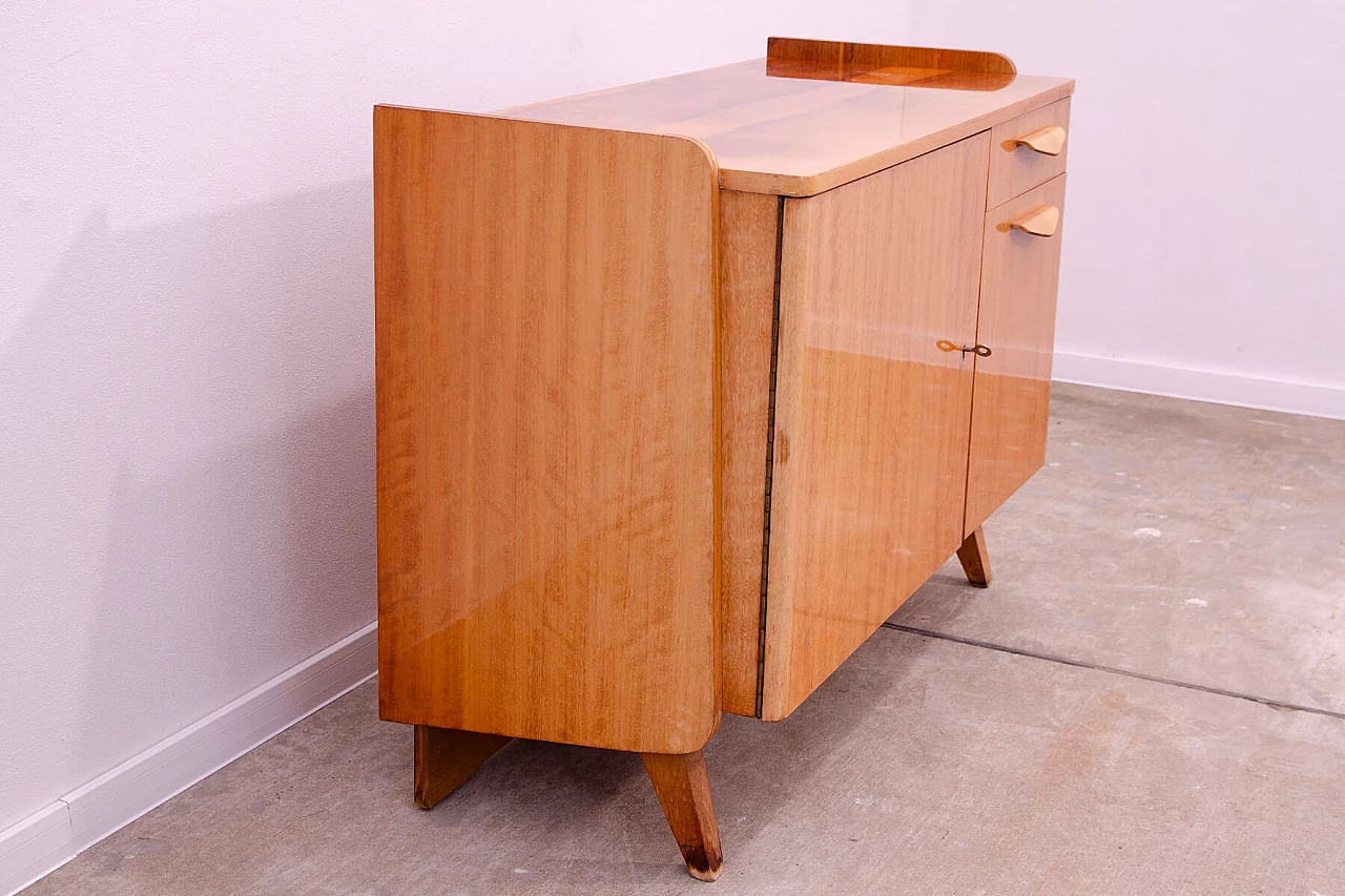Credenza porta TV di František Jirák per Tatra Nábytok, anni '60 3