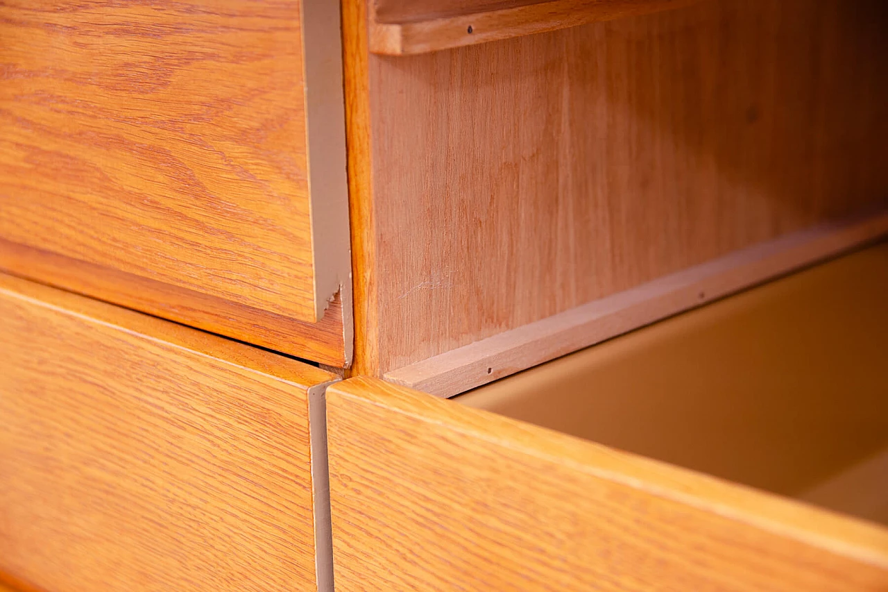 Cassettiera U-453 di Jiri Jiroutek per Interiér Praha, anni '60 14