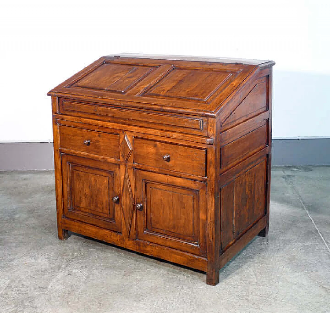 Credenza con ribalta in massello di noce, '800 4