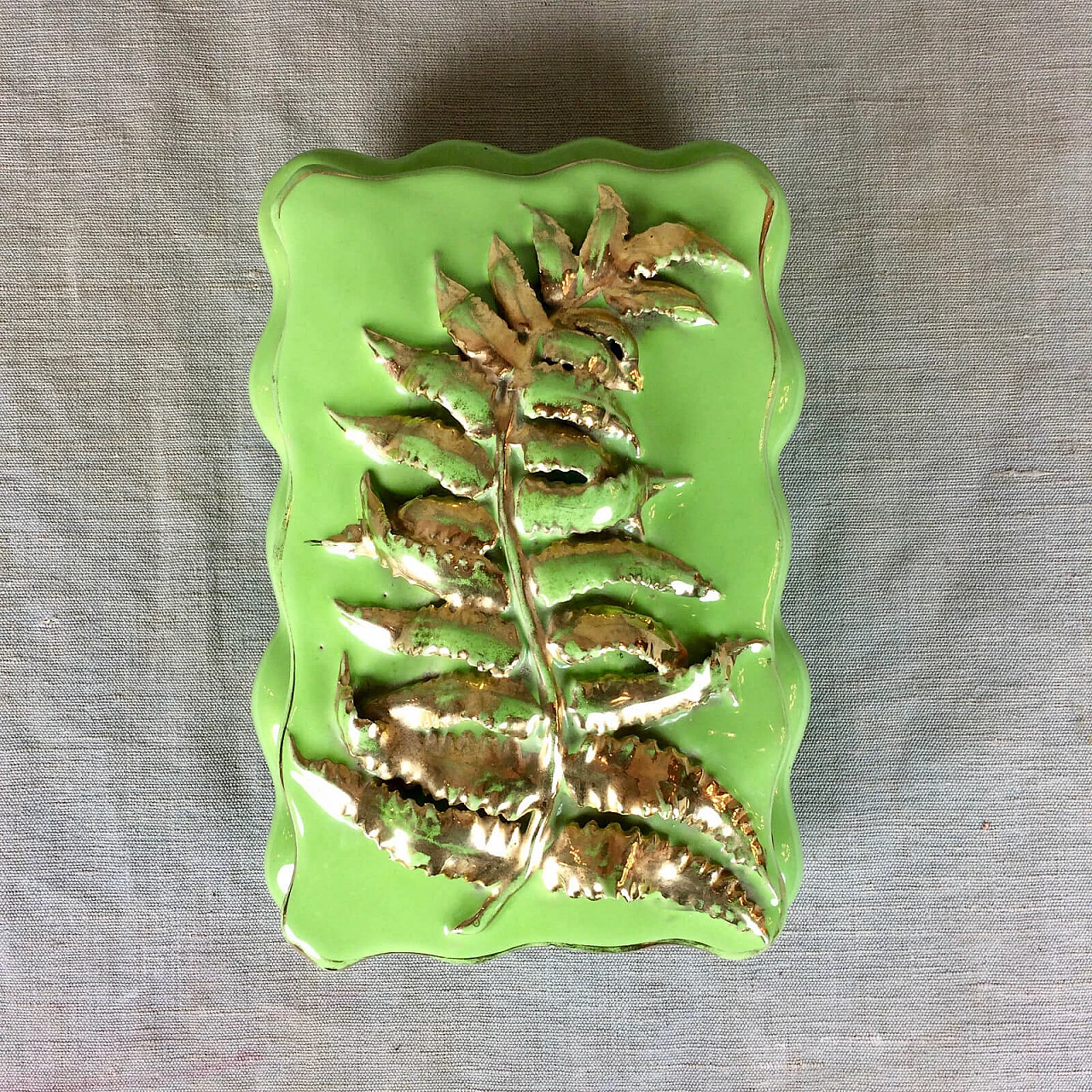 Green and gilded majolica jewelry box, 1950s 2