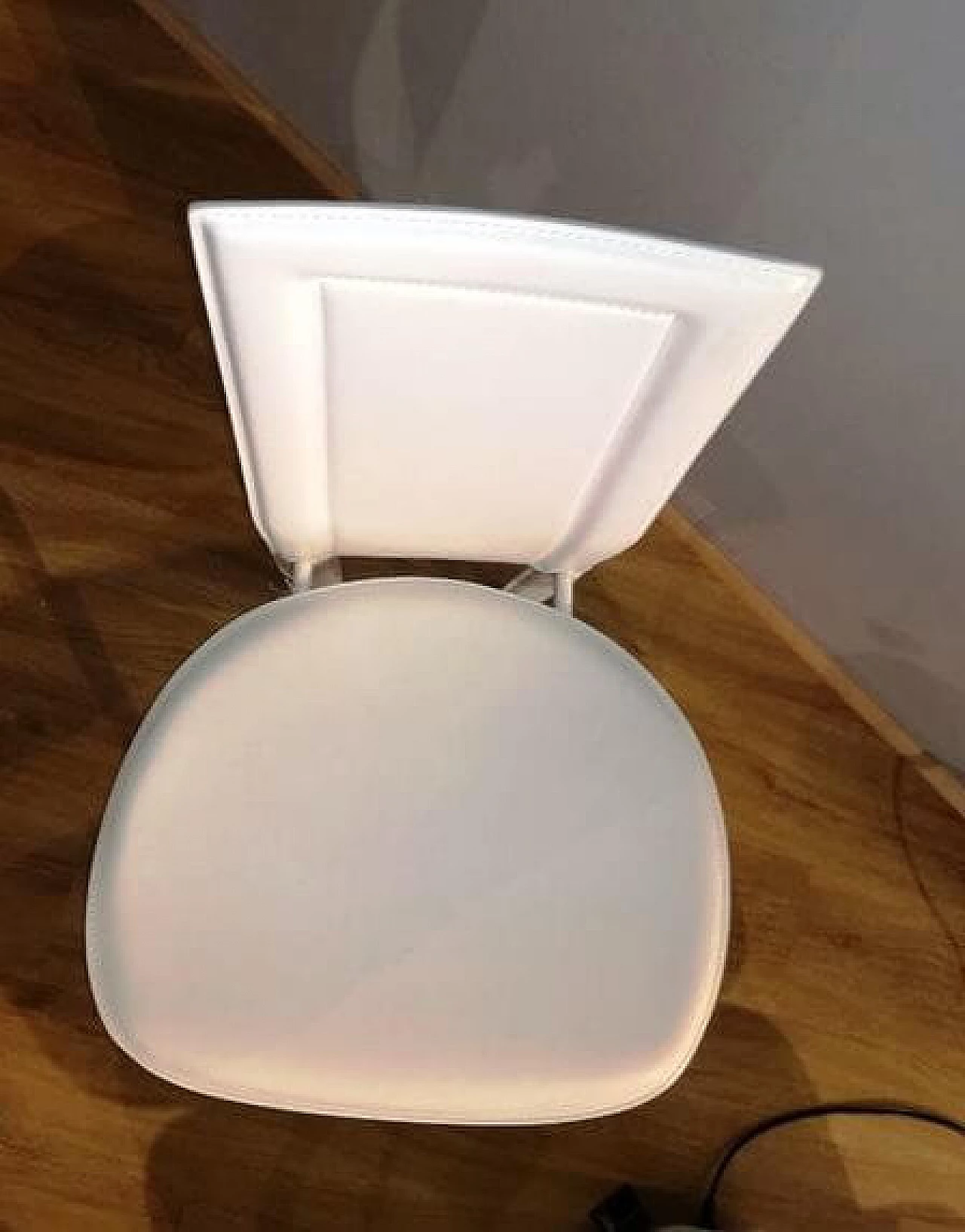 Sedia in cuoio bianco, anni 2000 8