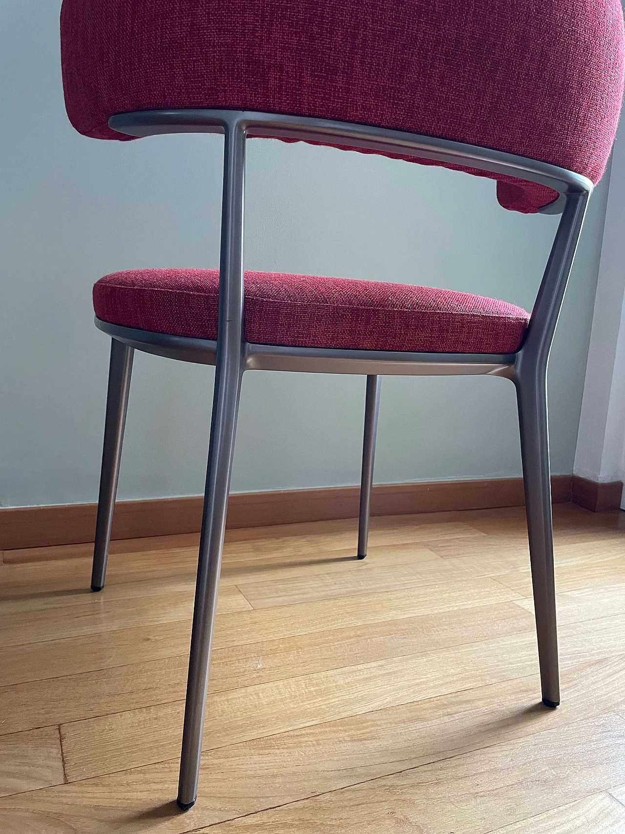Caratos chair in aluminium and red fabric by Antonio Citterio for Maxalto, 2000s 1