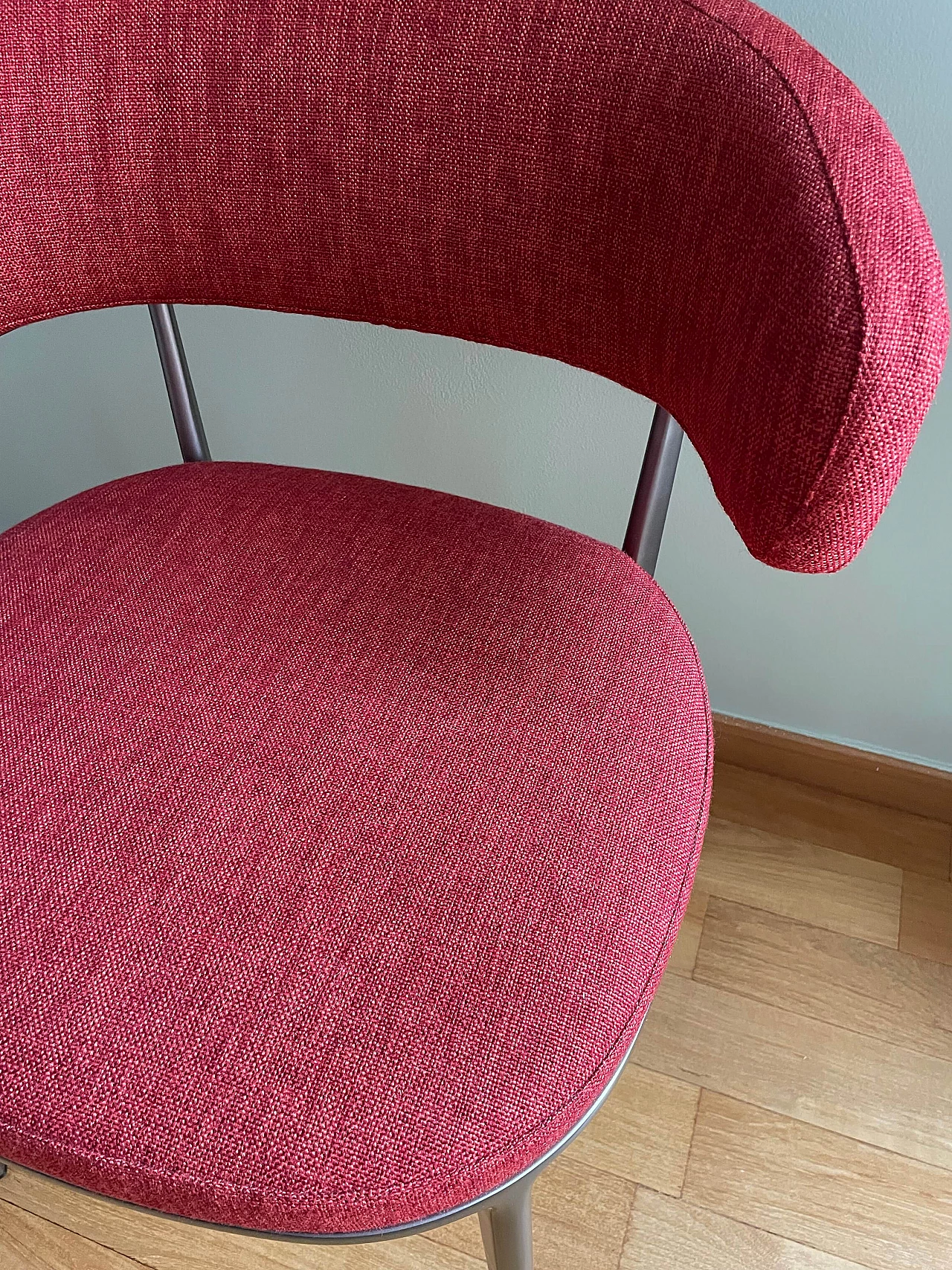 Caratos chair in aluminium and red fabric by Antonio Citterio for Maxalto, 2000s 2