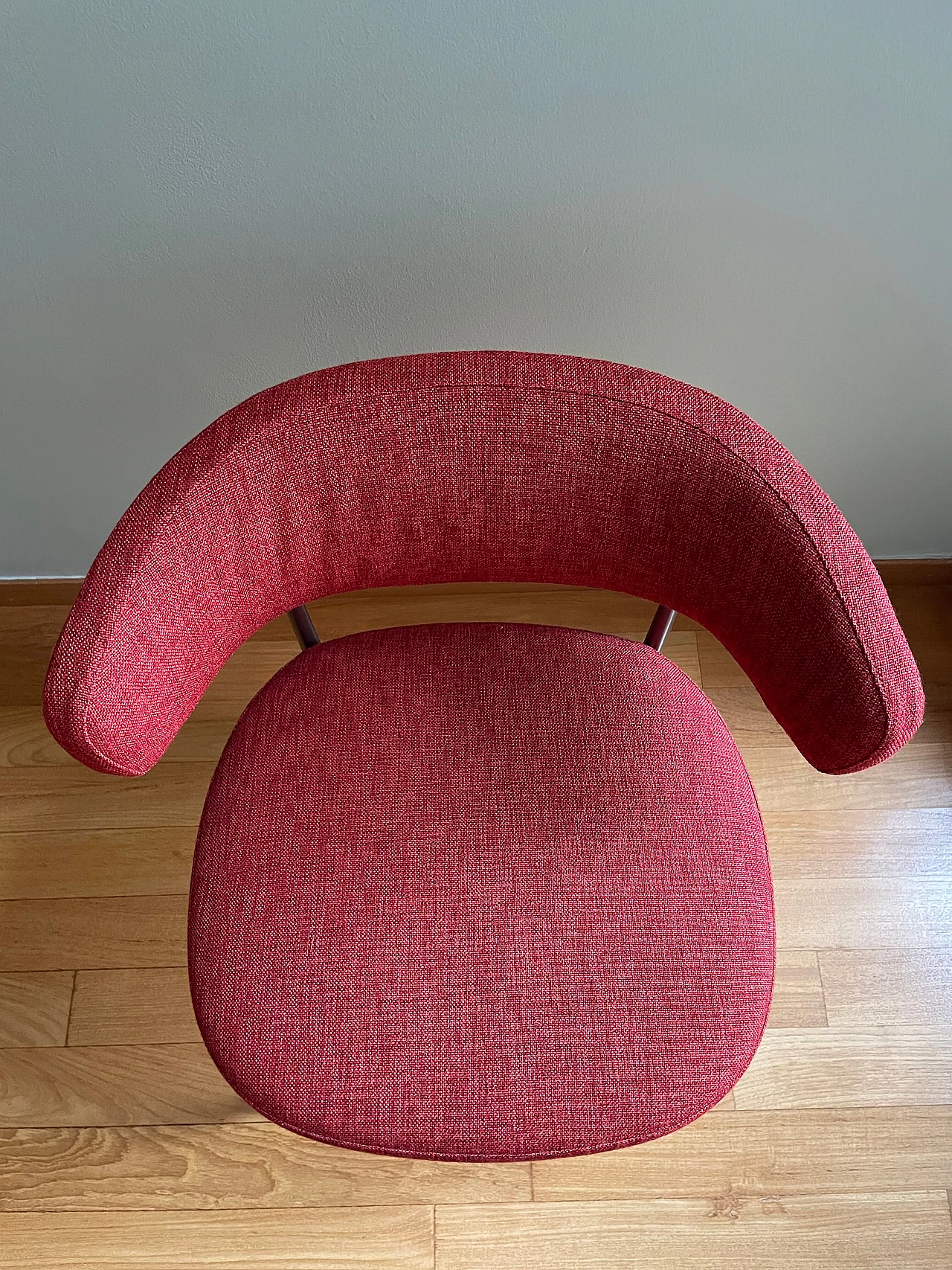 Caratos chair in aluminium and red fabric by Antonio Citterio for Maxalto, 2000s 9