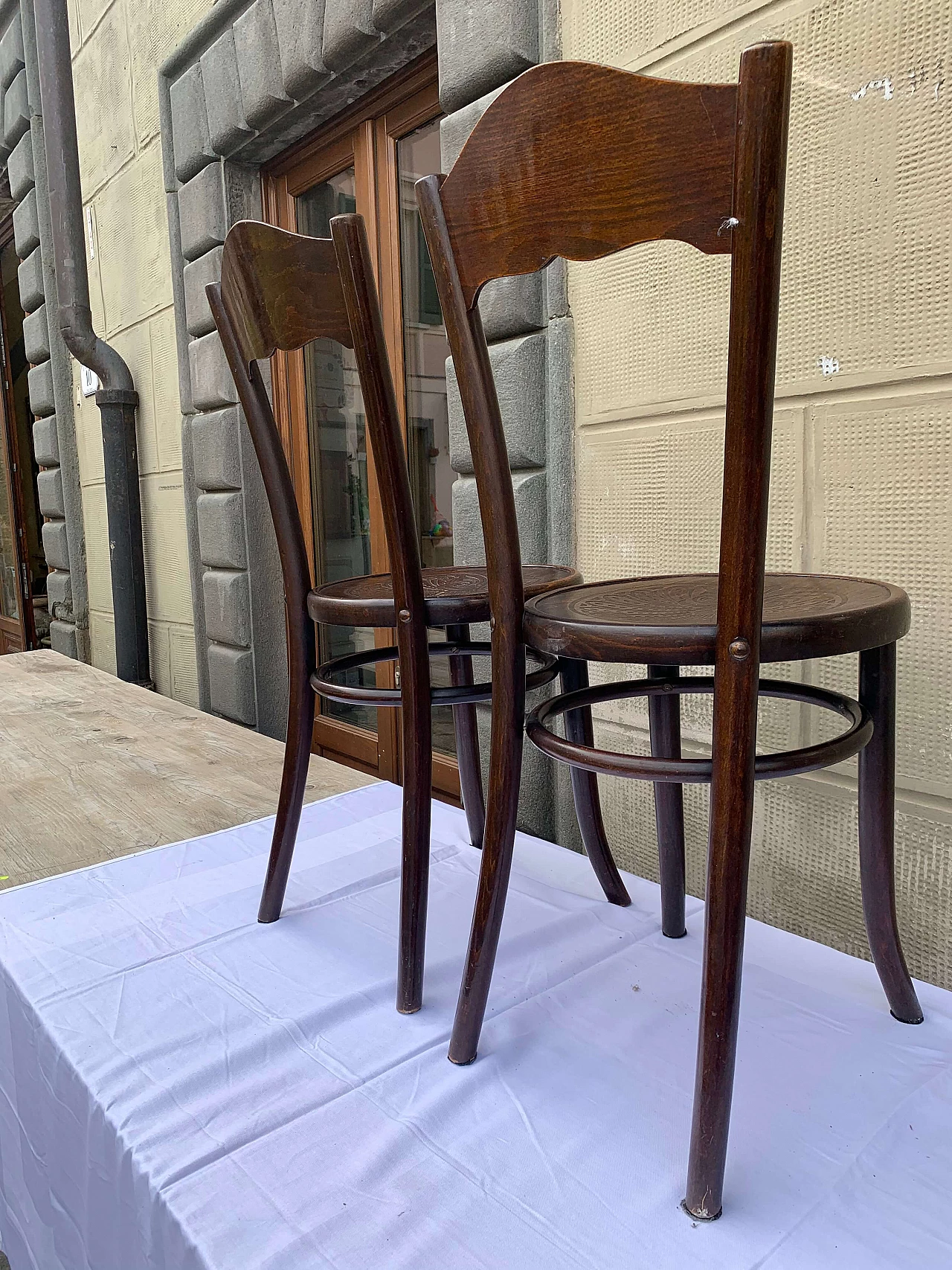 Pair of beech Mordus chairs in Thonet style, early 20th century 2