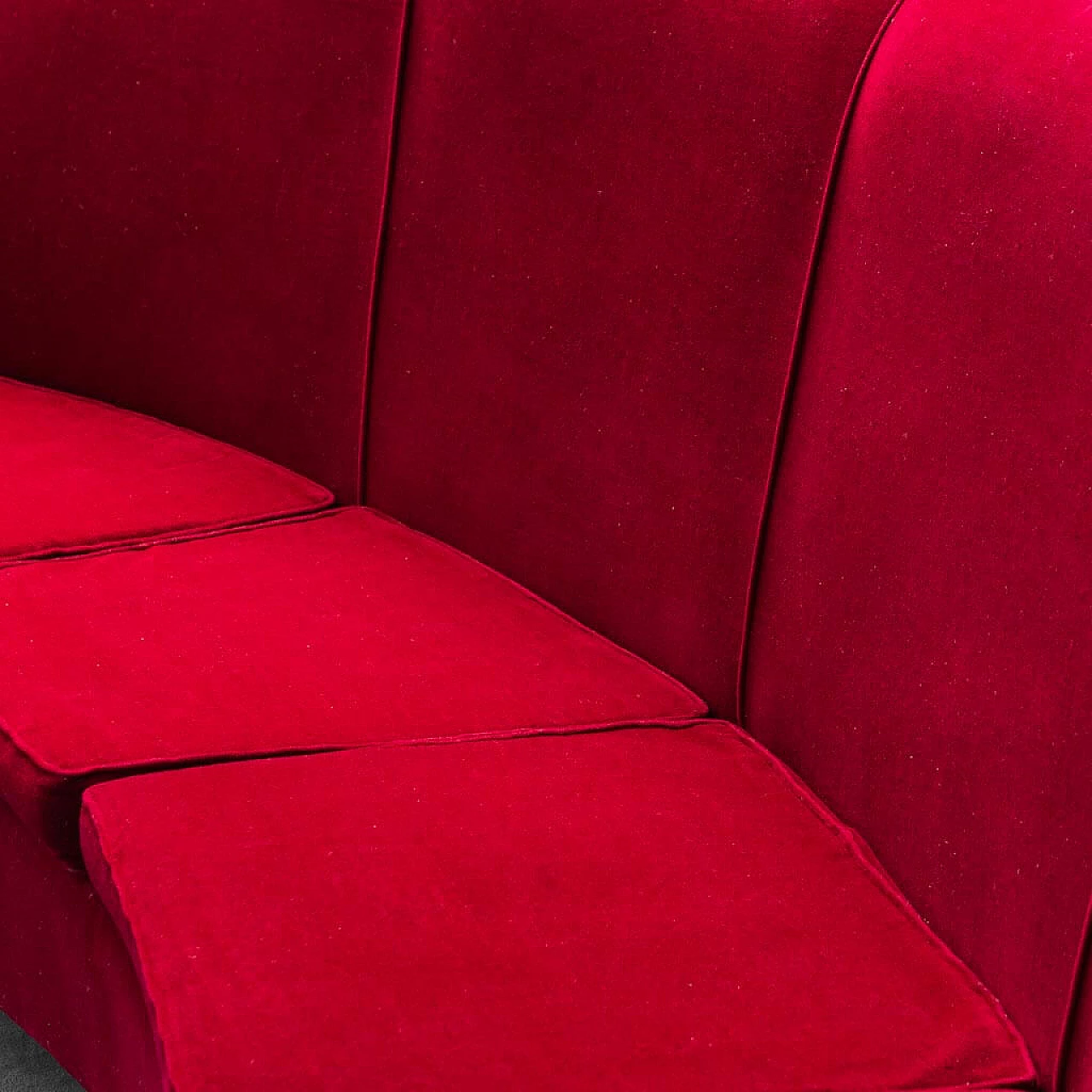 Red velvet sofa in the style of Ico Parisi, 1950s 4