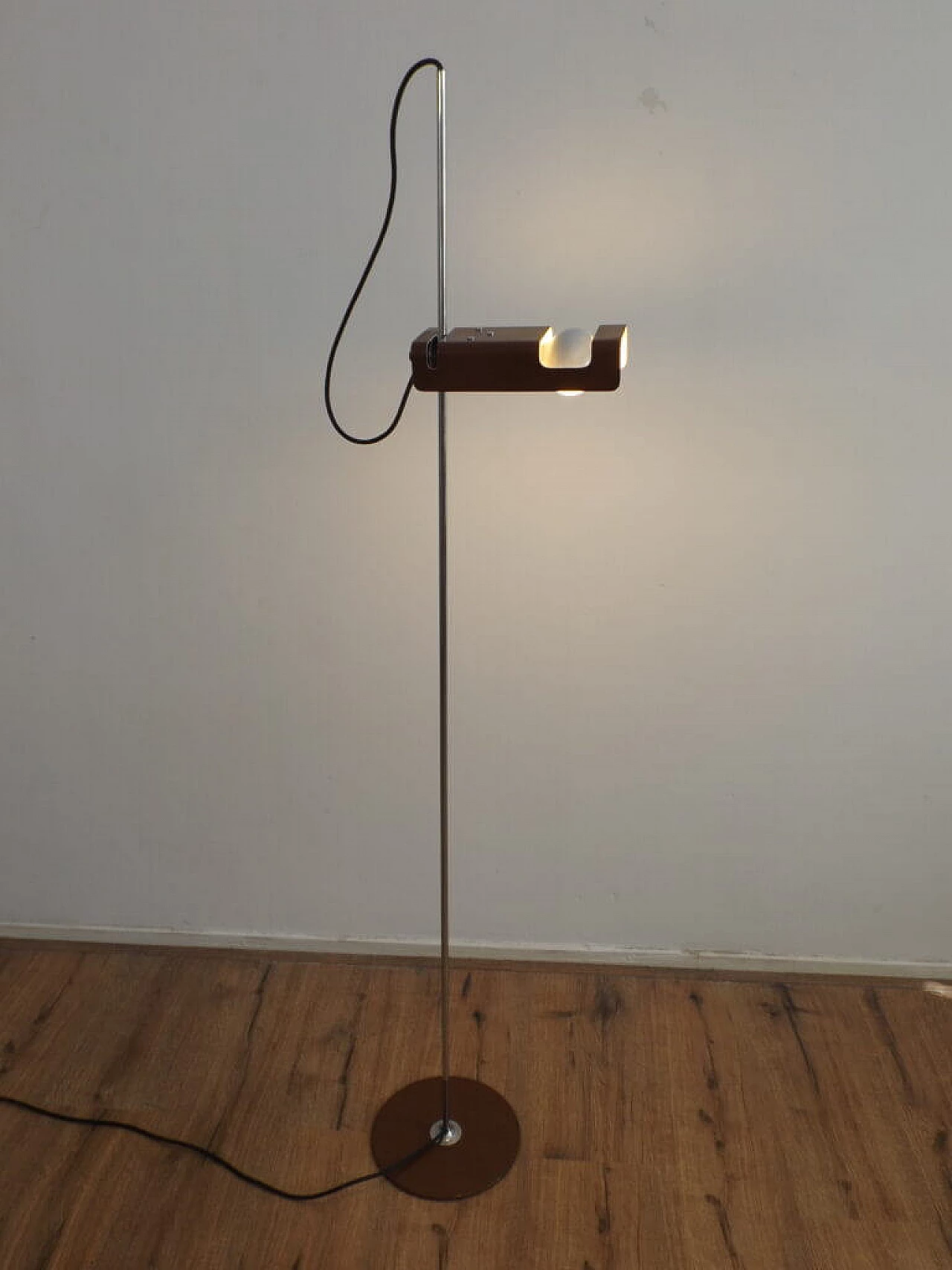 Lampada da terra Spider di Joe Colombo per Oluce 6