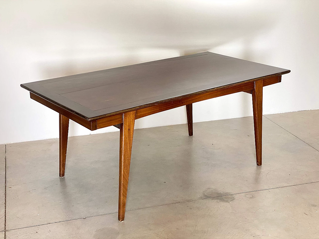 Mahogany extendable table, 1950s 3