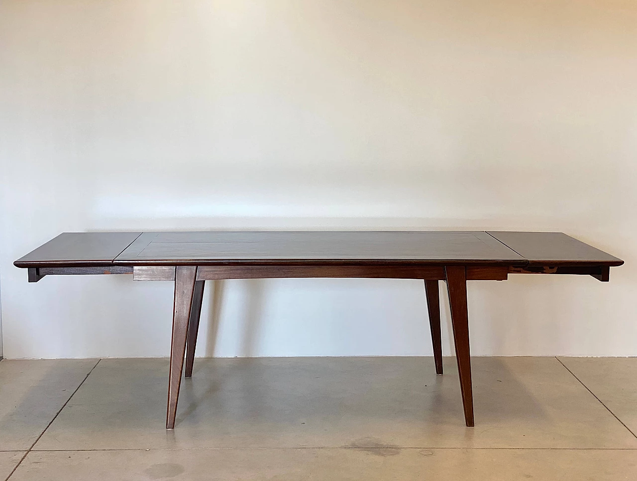 Mahogany extendable table, 1950s 11